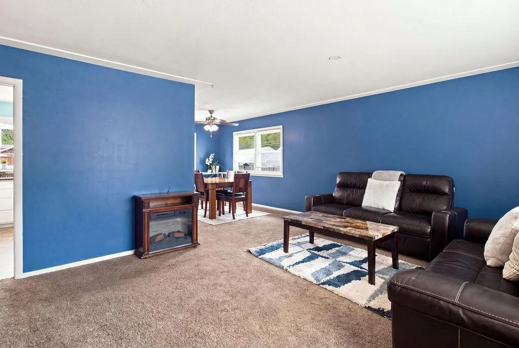 Photo 5 of 7221 16th S Avenue