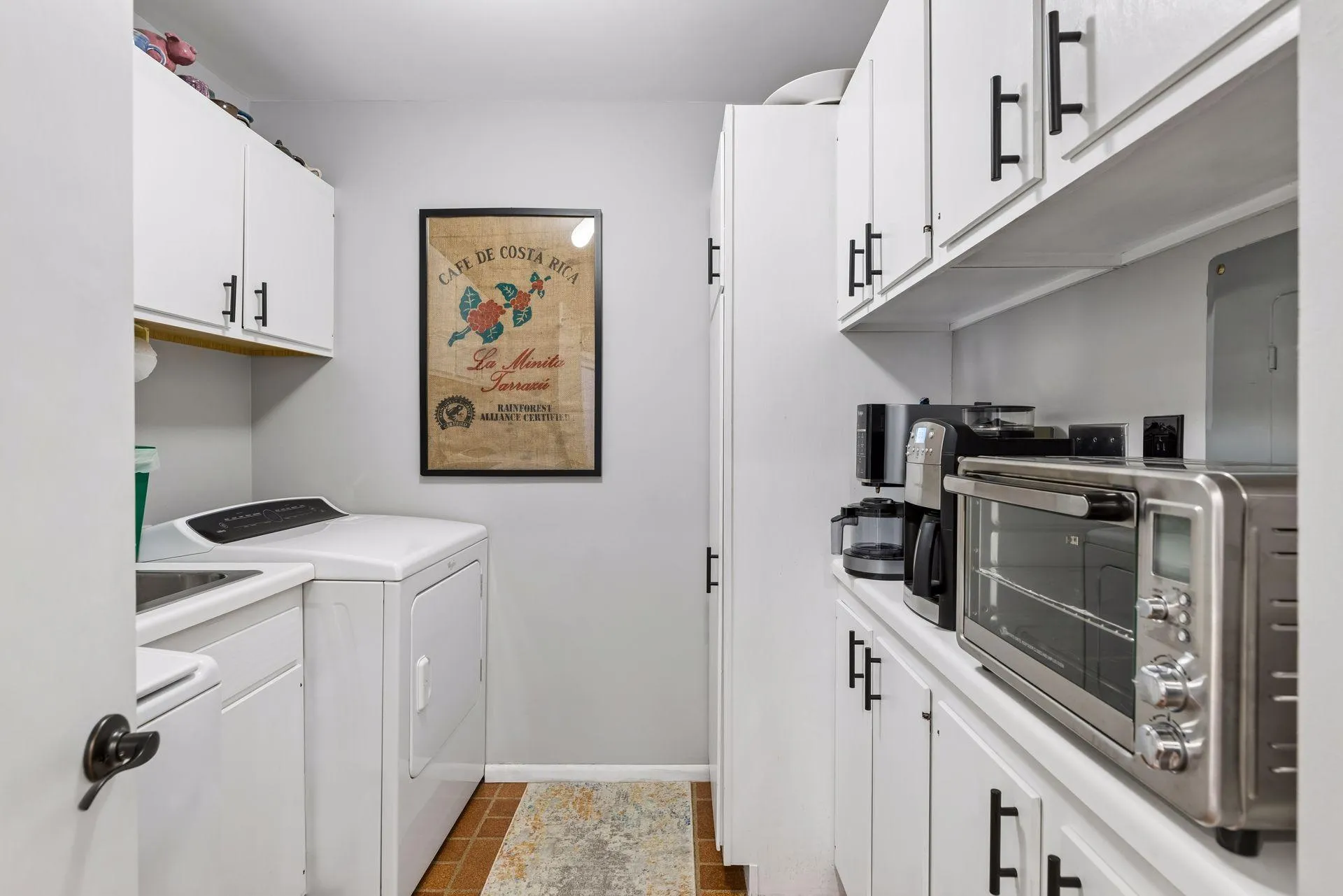 Photo 15 of 1235 Yale Place Unit 1307