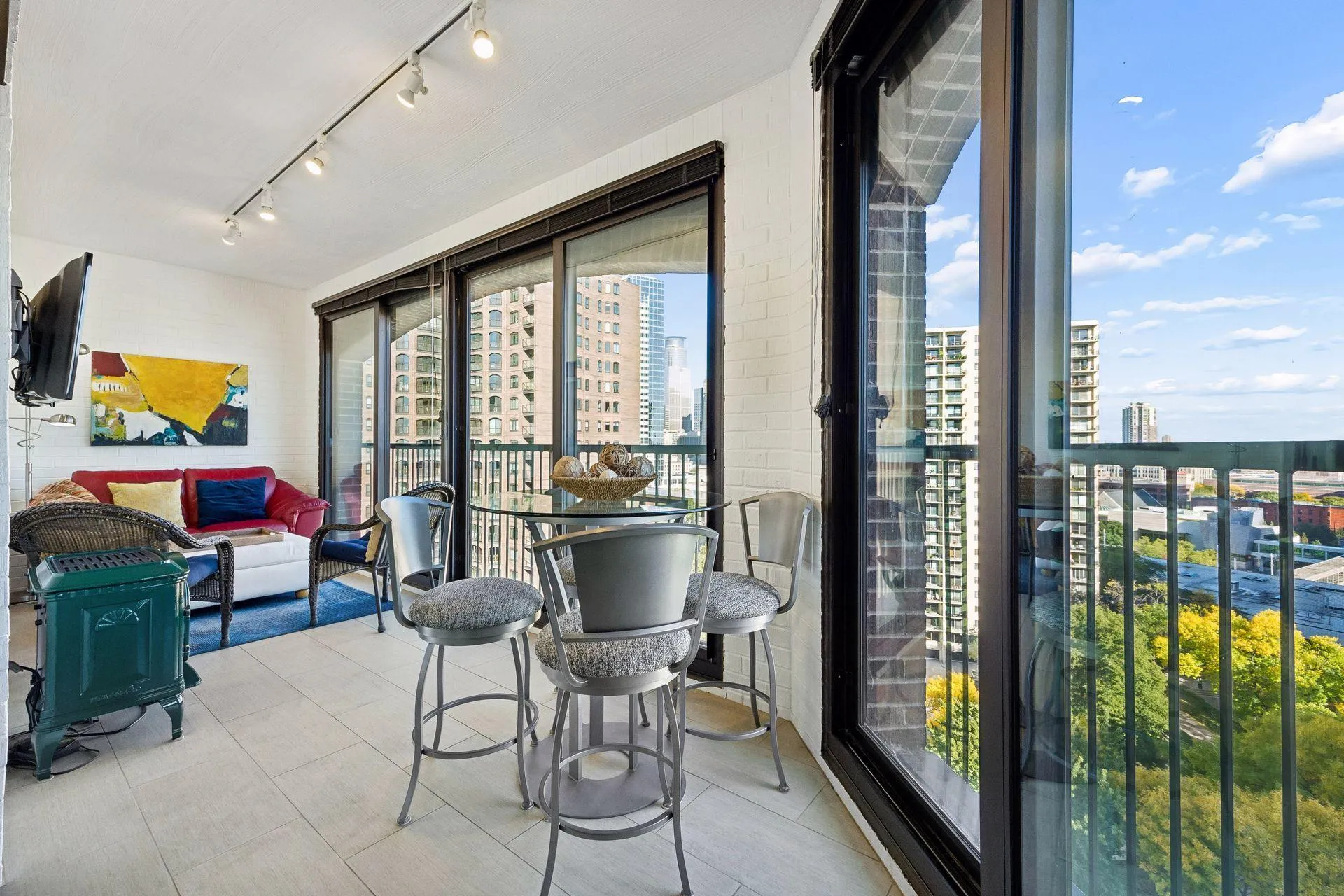 Photo 8 of 1235 Yale Place Unit 1307