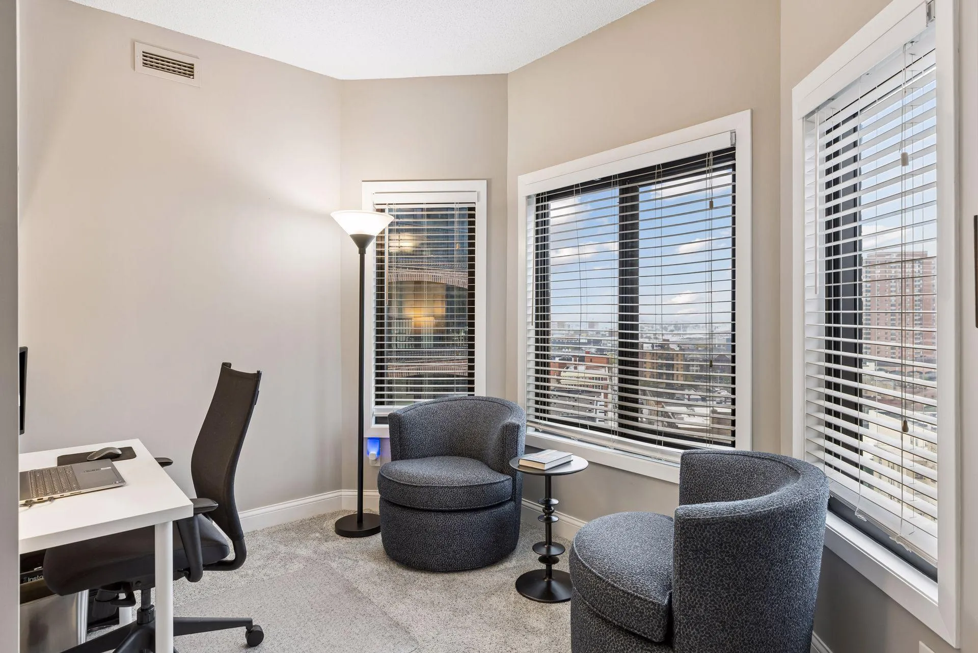 Photo 22 of 1235 Yale Place Unit 1307