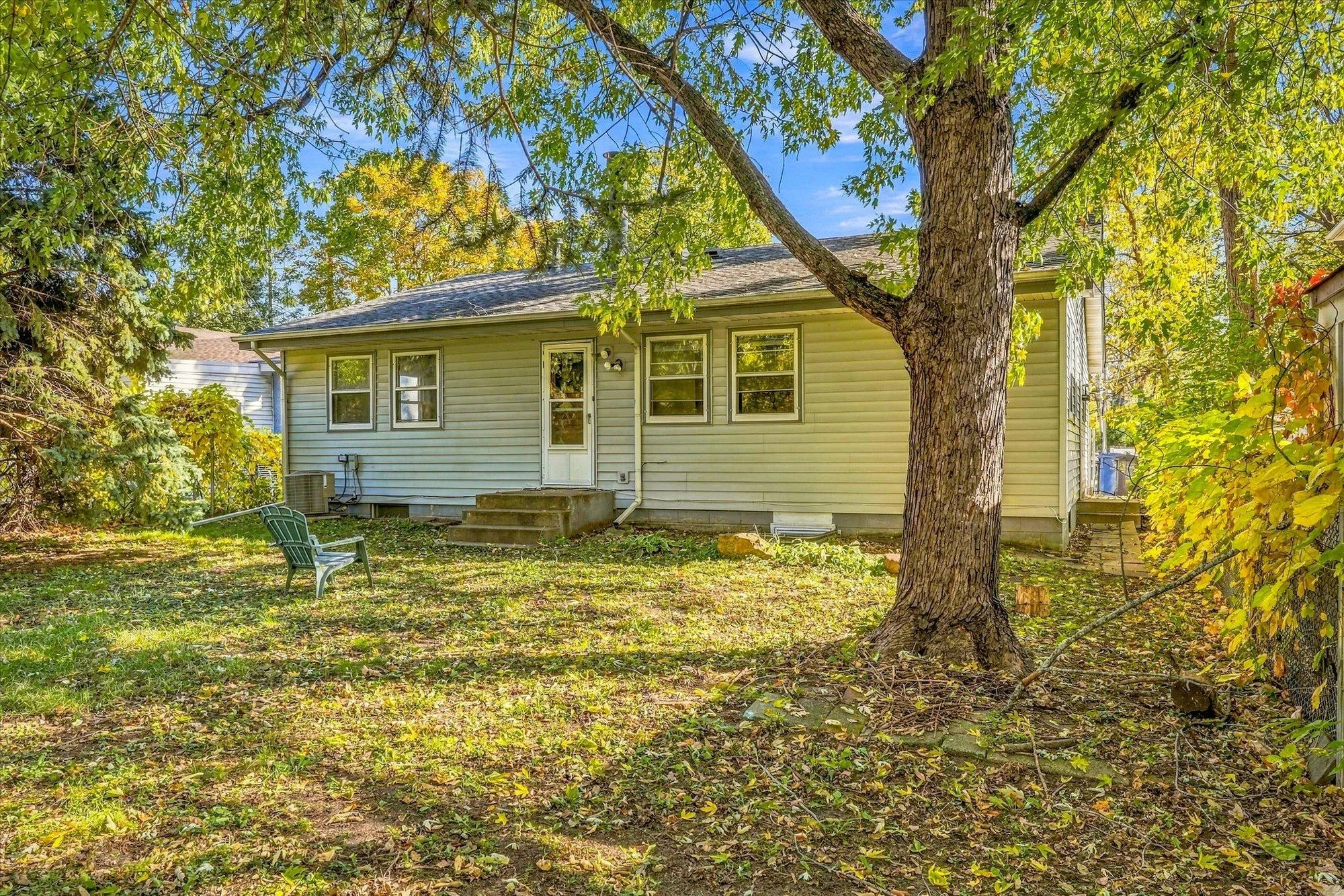 Photo 37 of 711 5th Se Avenue
