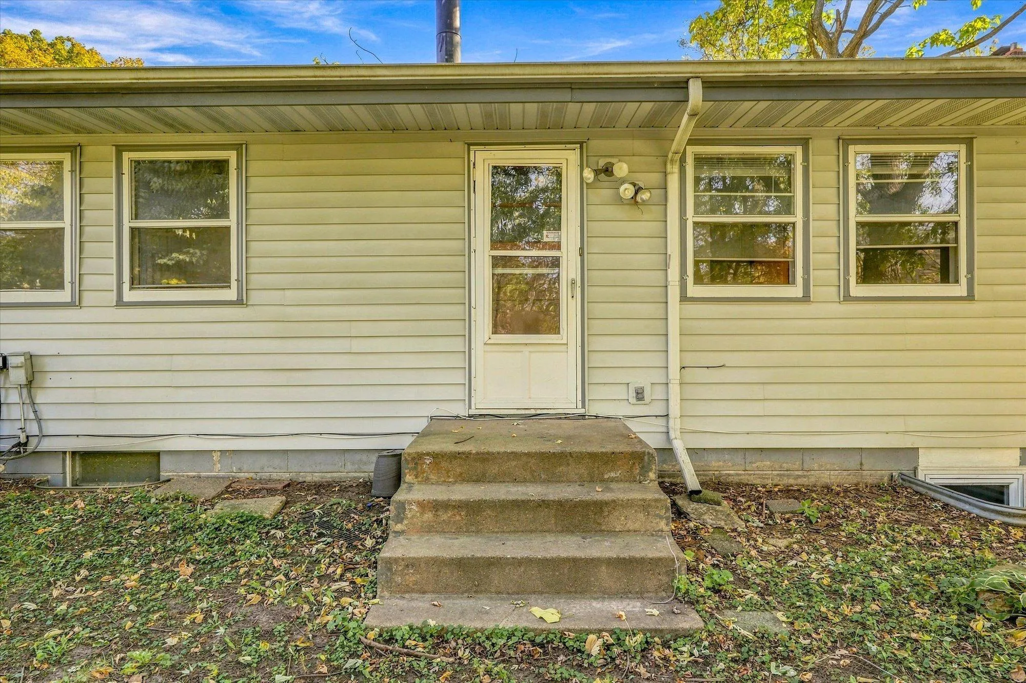 Photo 40 of 711 5th Se Avenue