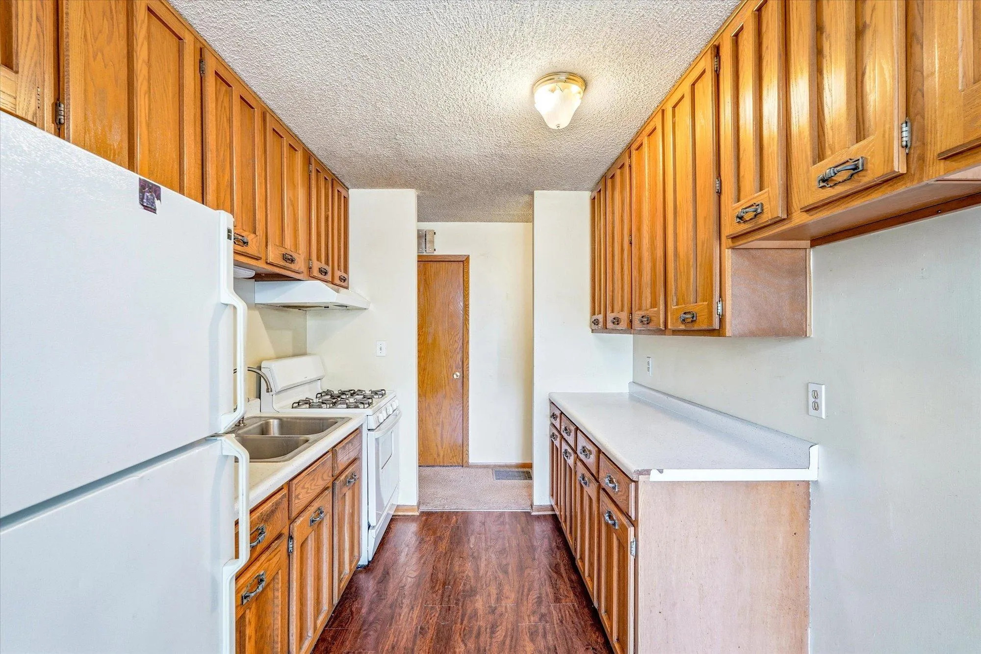 Photo 14 of 711 5th Se Avenue