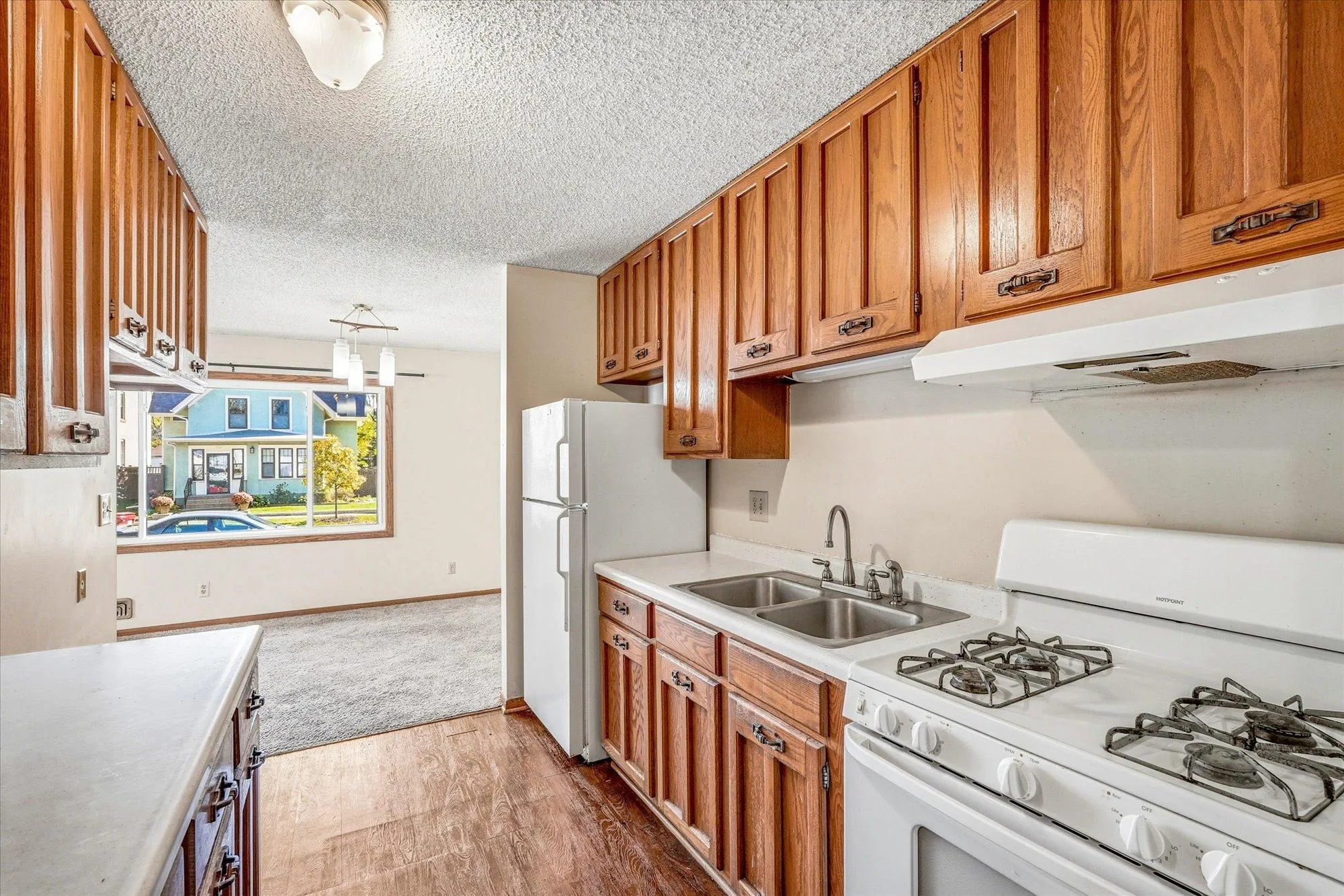 Photo 16 of 711 5th Se Avenue