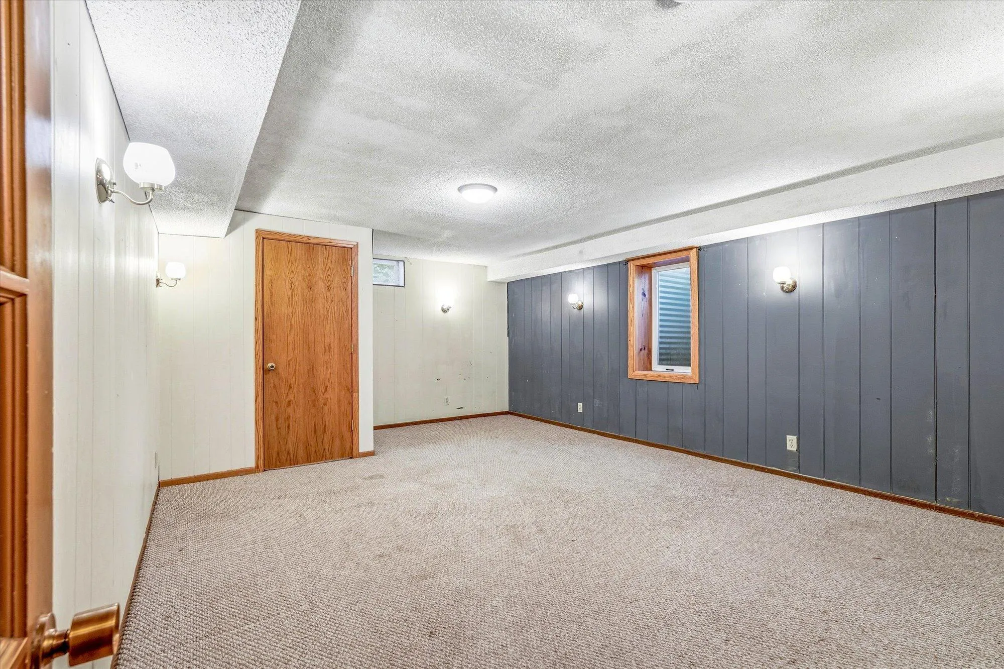 Photo 27 of 711 5th Se Avenue