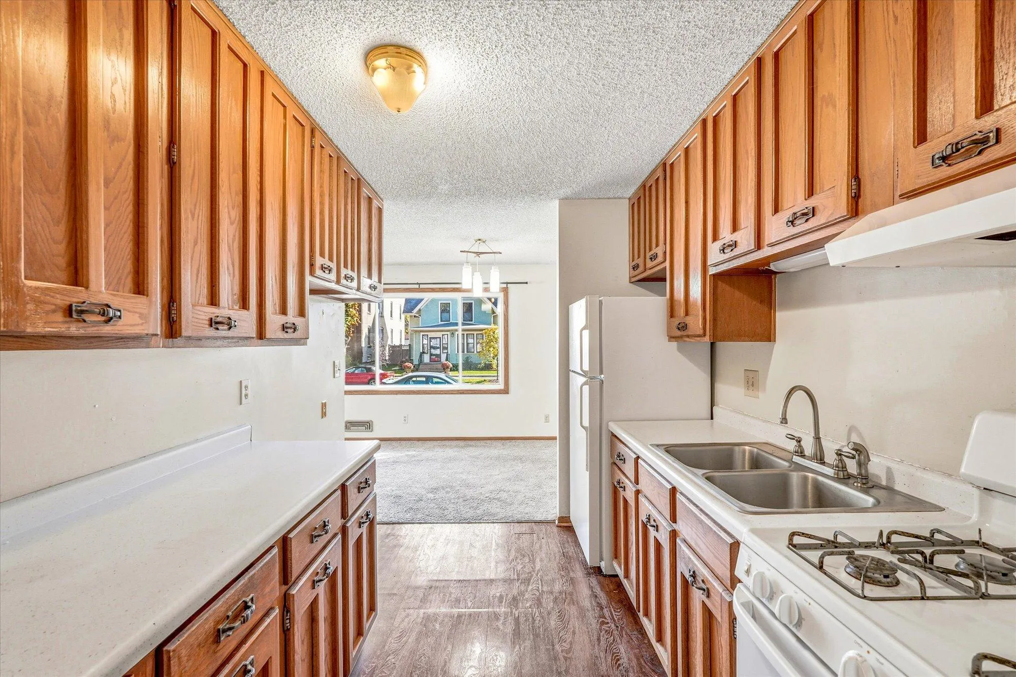 Photo 15 of 711 5th Se Avenue