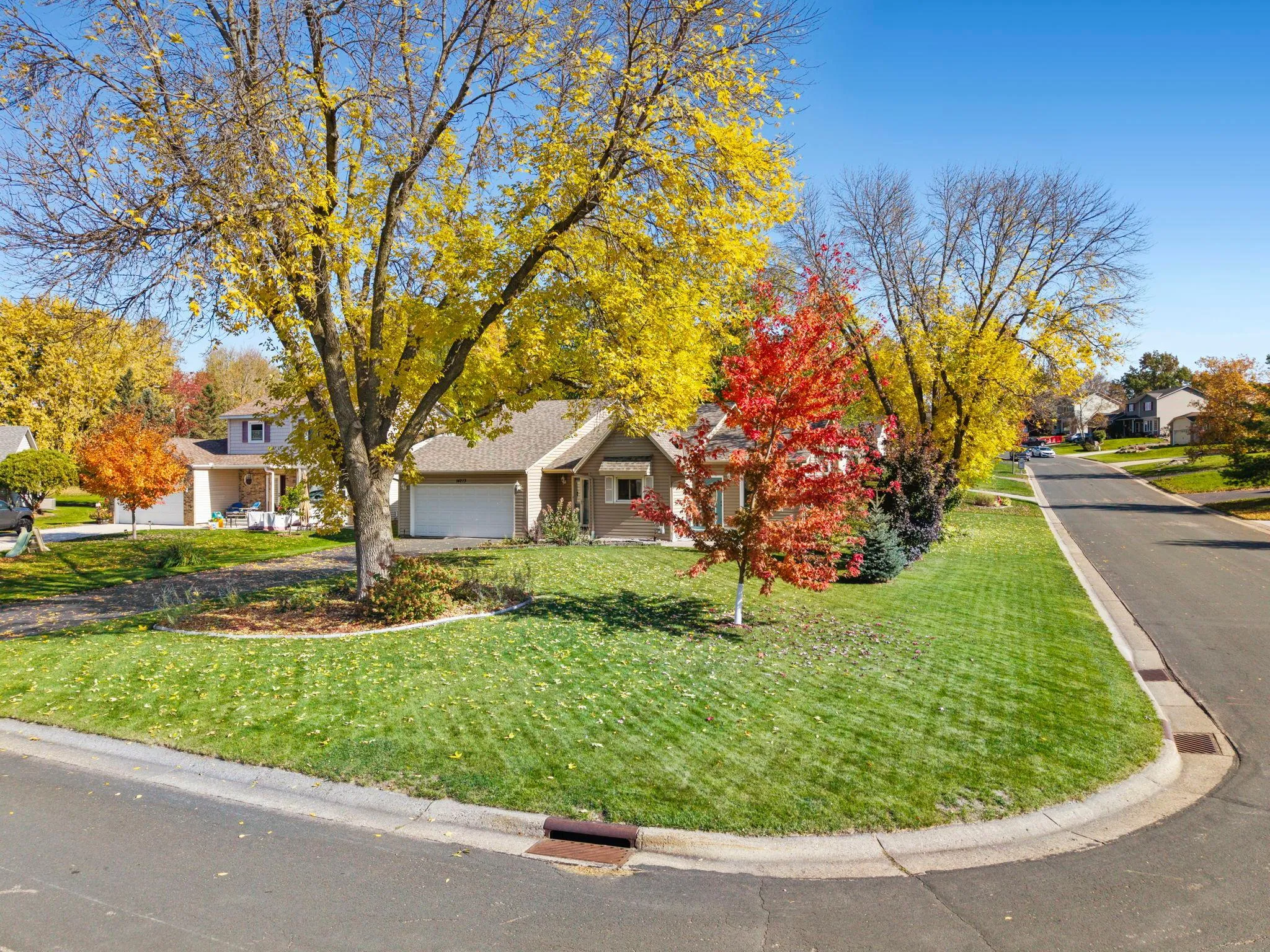 Photo 2 of 14213 Davenport Court