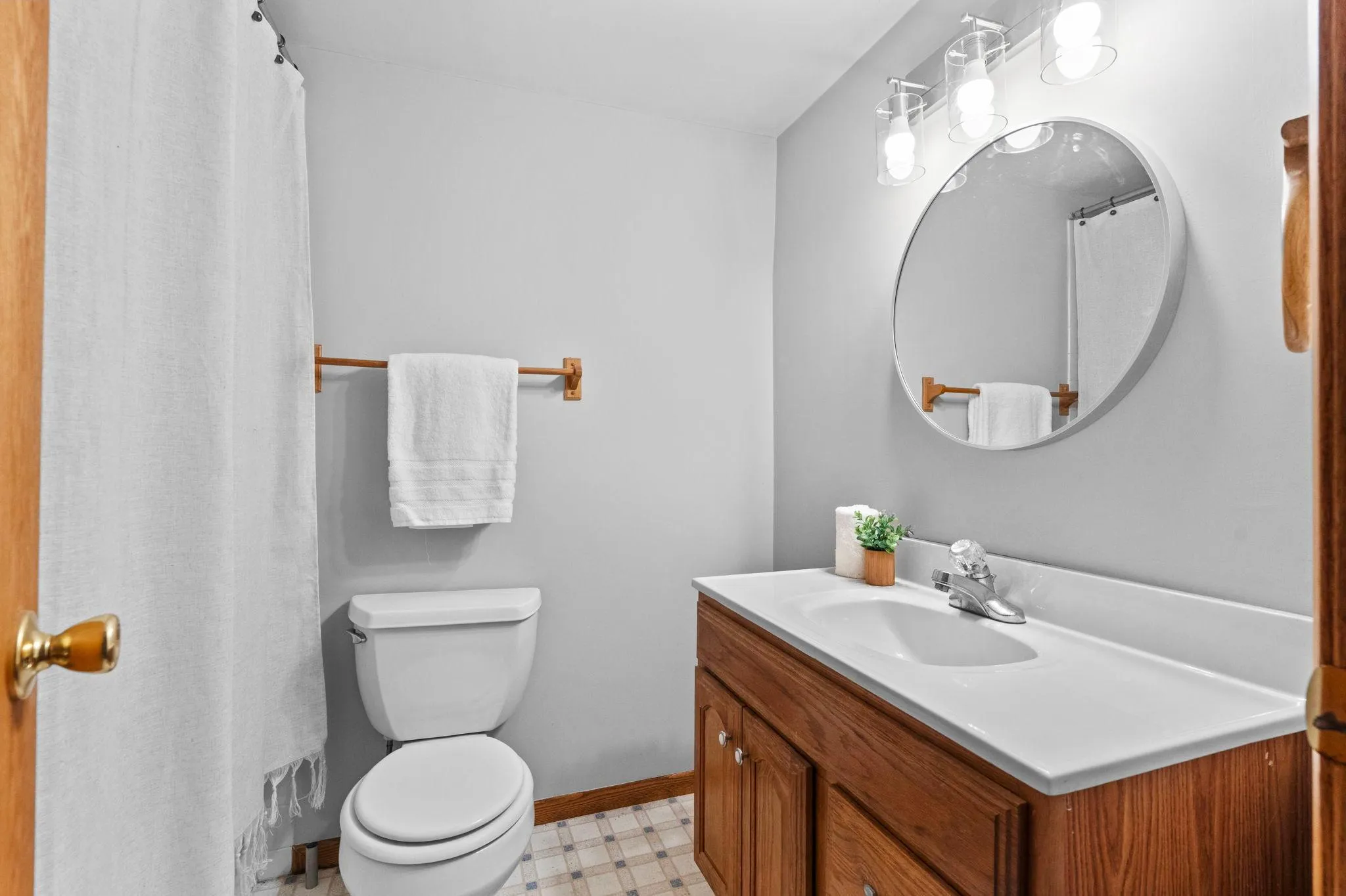 Photo 18 of 14213 Davenport Court