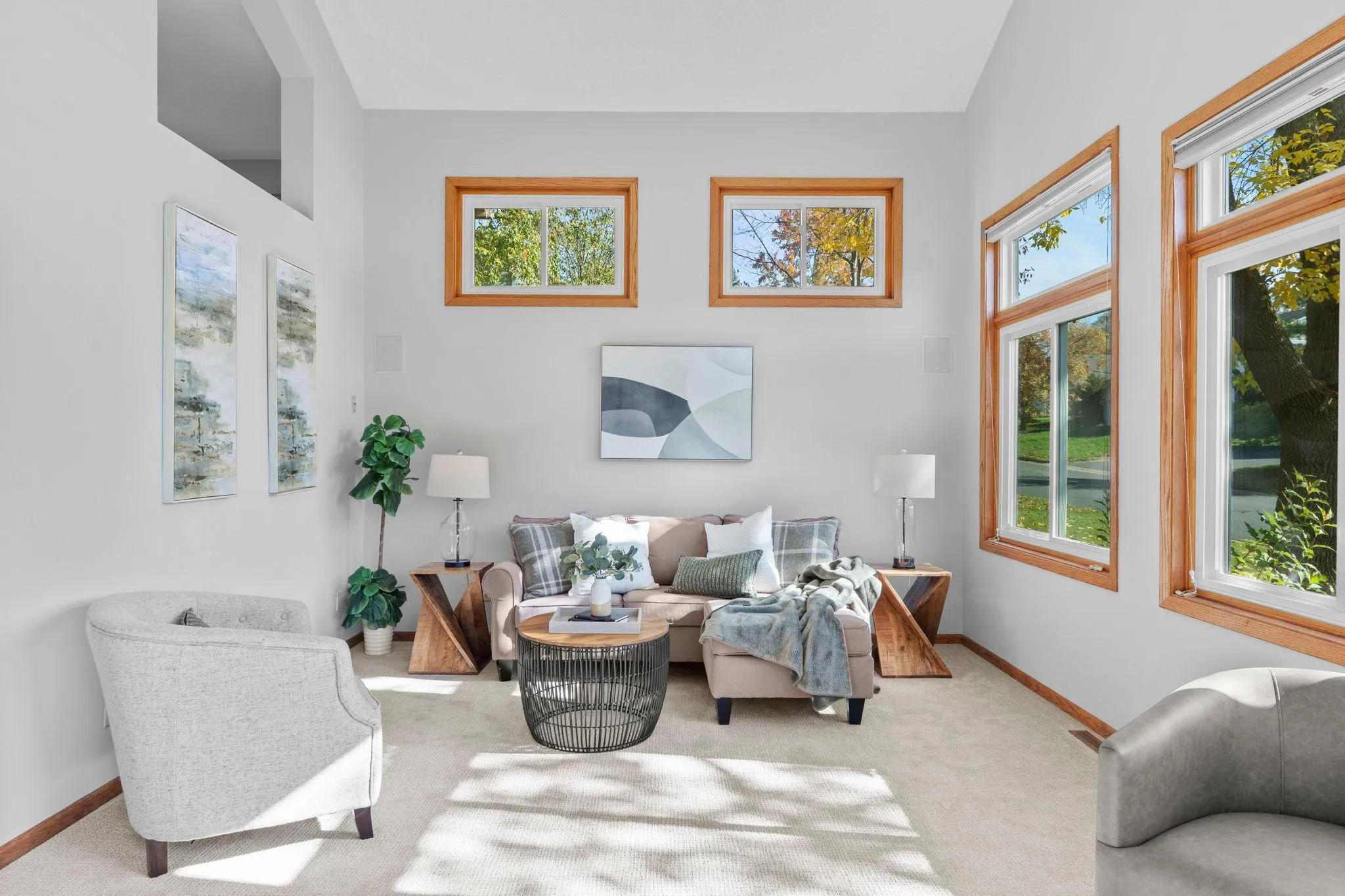 Photo 4 of 14213 Davenport Court