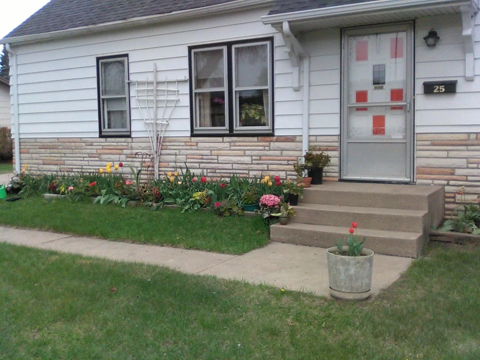 Photo 4 of 25 5th Se Avenue