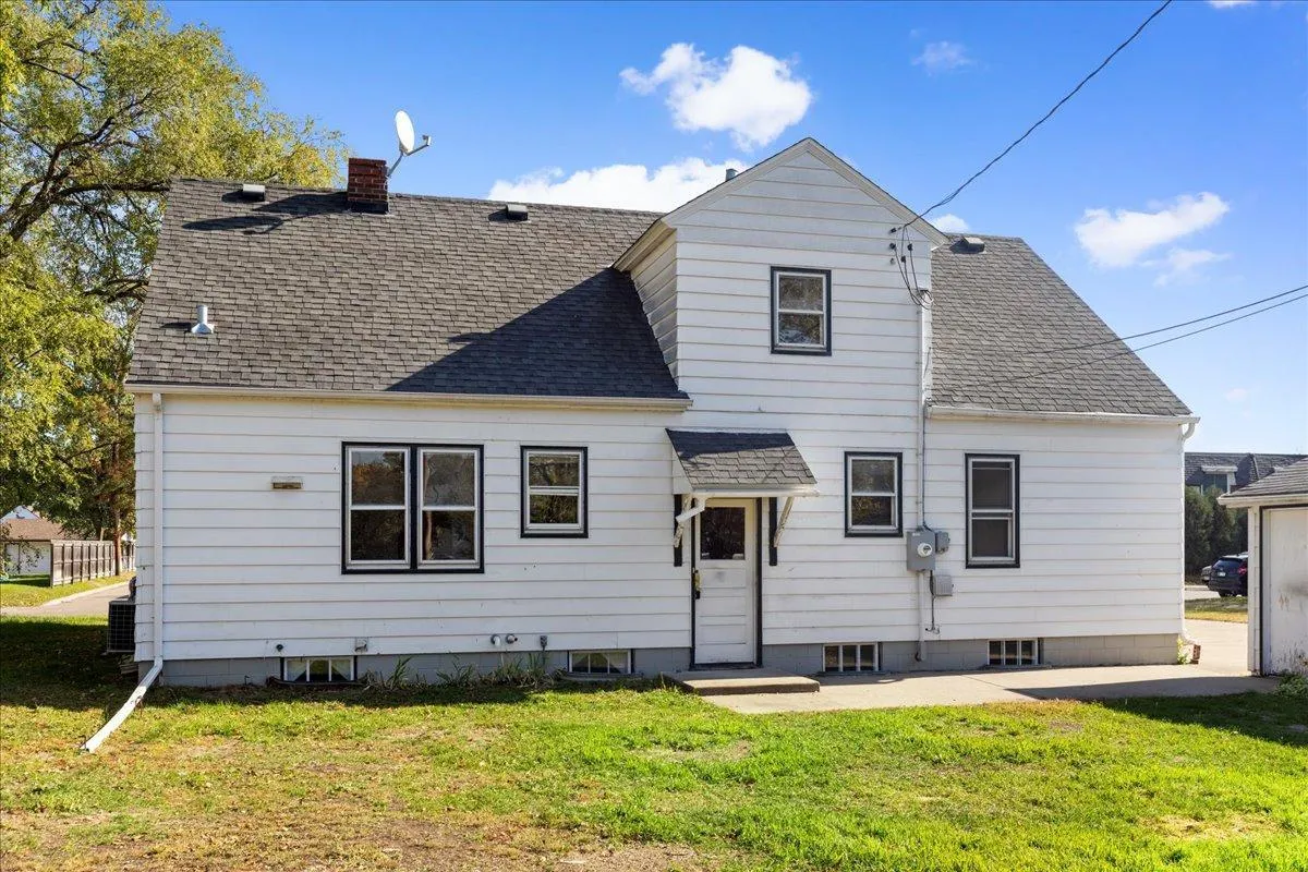 Photo 27 of 25 5th Se Avenue