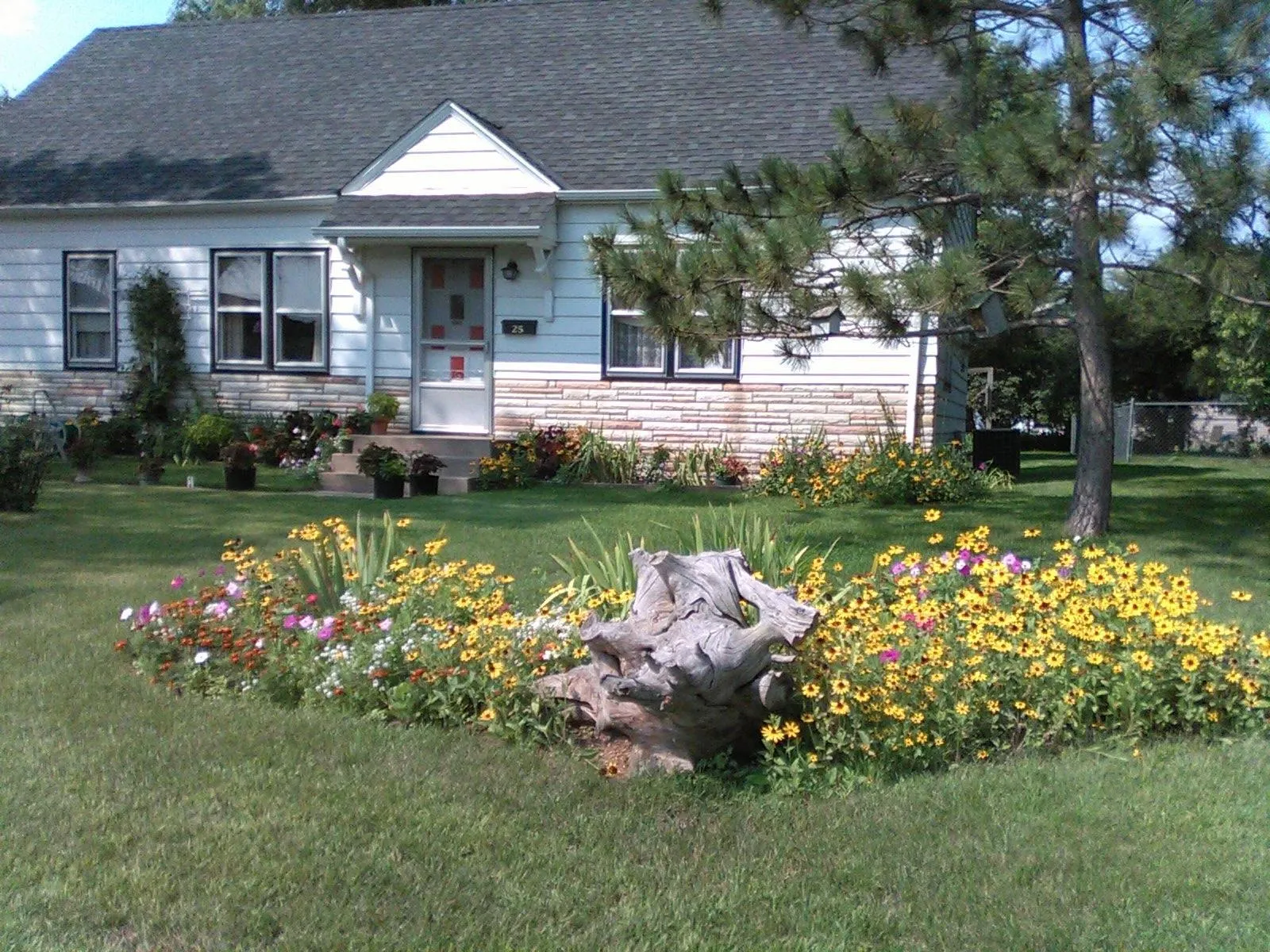 Photo 2 of 25 5th Se Avenue