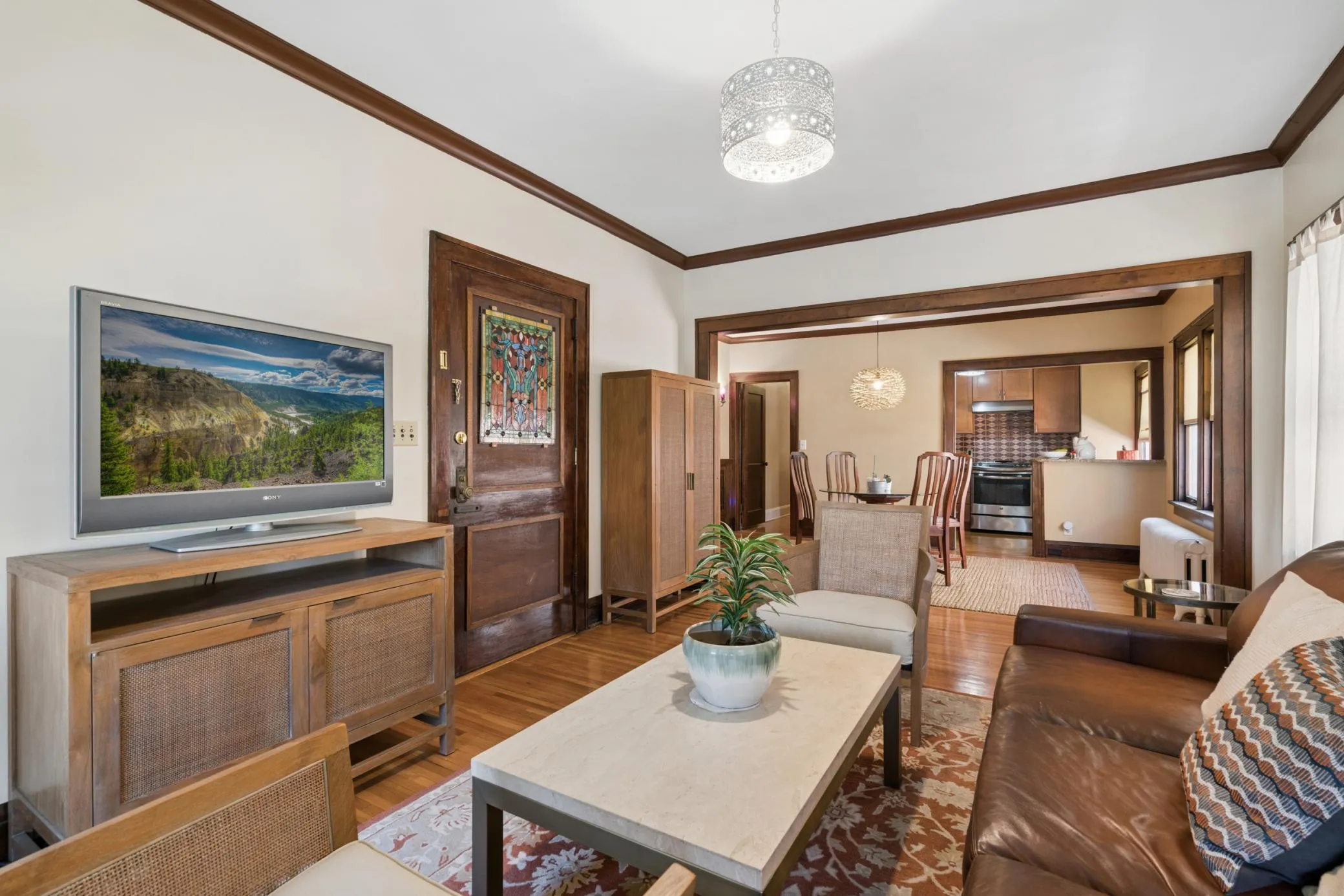 Photo 6 of 3534 Harriet Avenue Unit 4