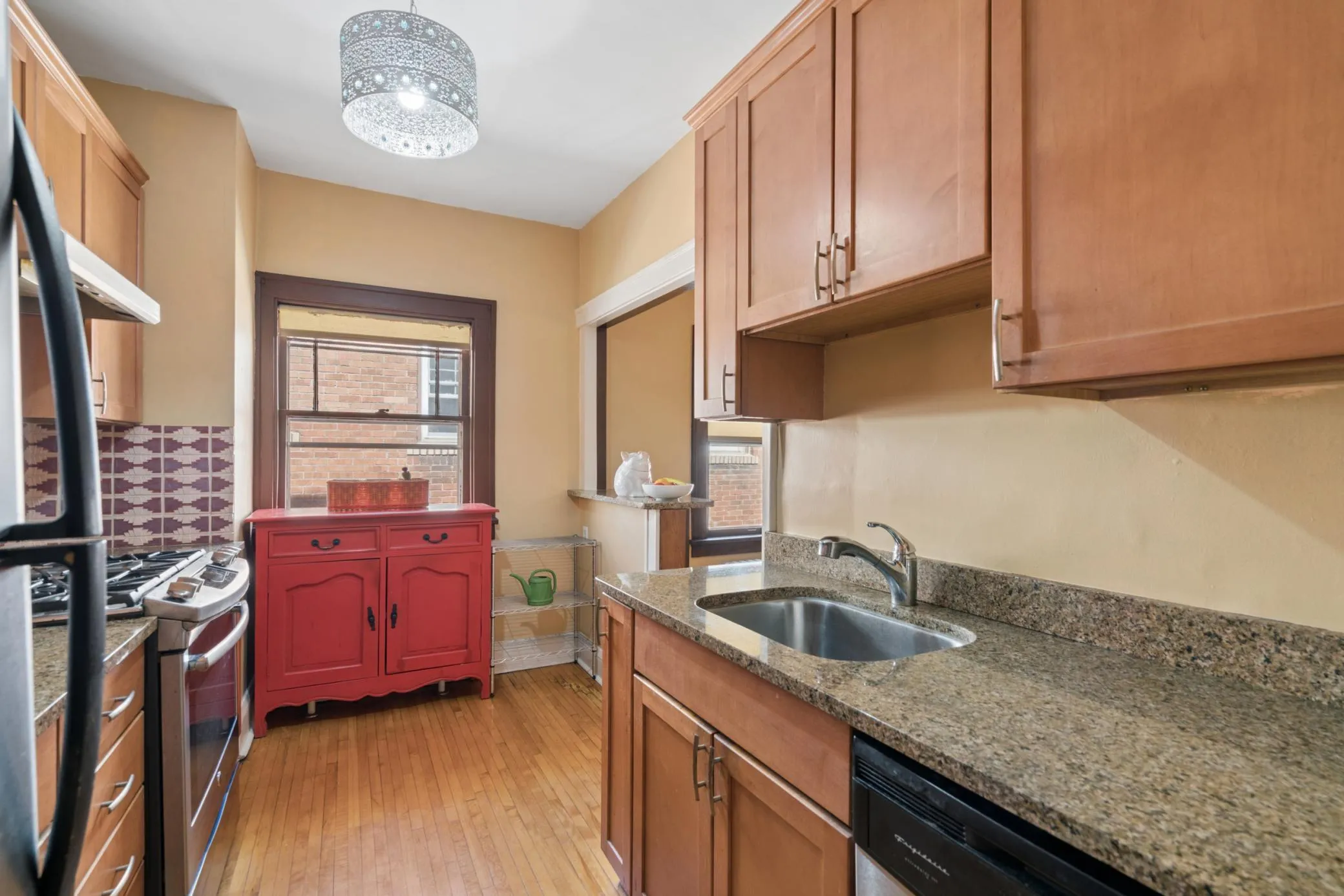 Photo 14 of 3534 Harriet Avenue Unit 4
