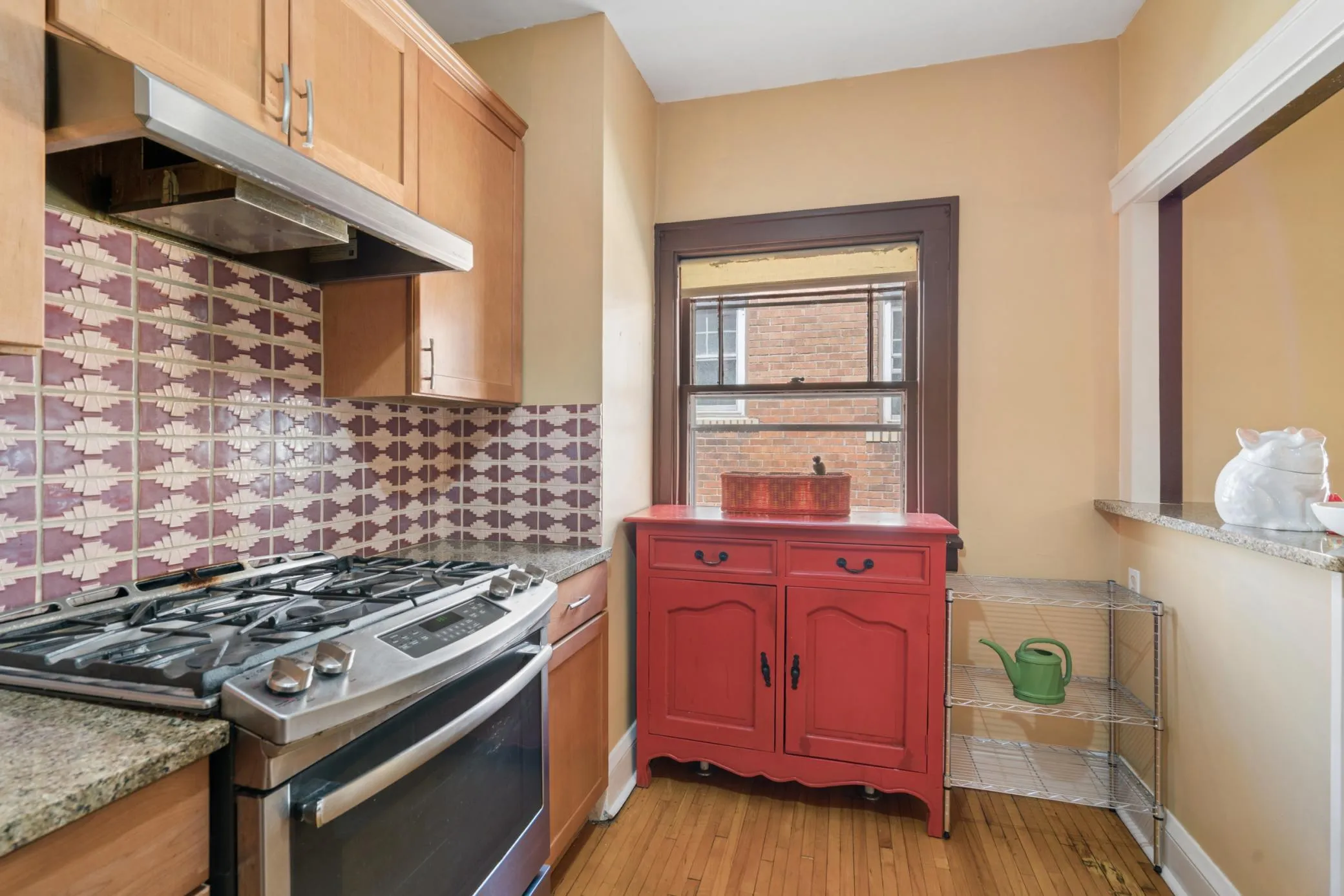 Photo 16 of 3534 Harriet Avenue Unit 4