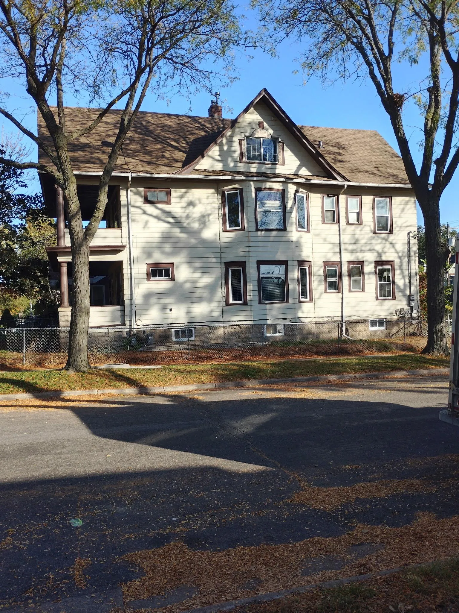 Photo 52 of 776 Aurora Avenue