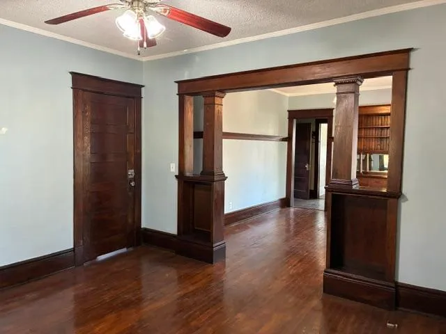 Photo 18 of 776 Aurora Avenue
