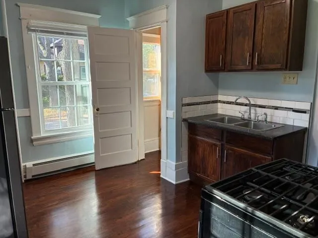 Photo 14 of 776 Aurora Avenue