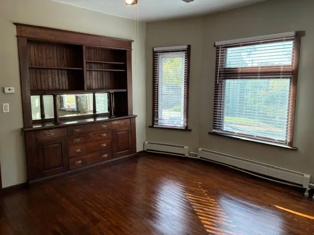 Photo 7 of 776 Aurora Avenue