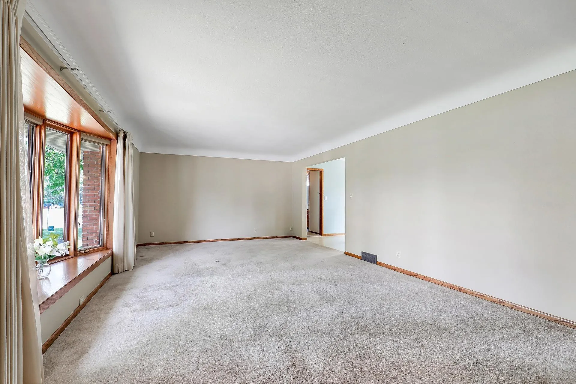 Photo 11 of 816 Maple Street