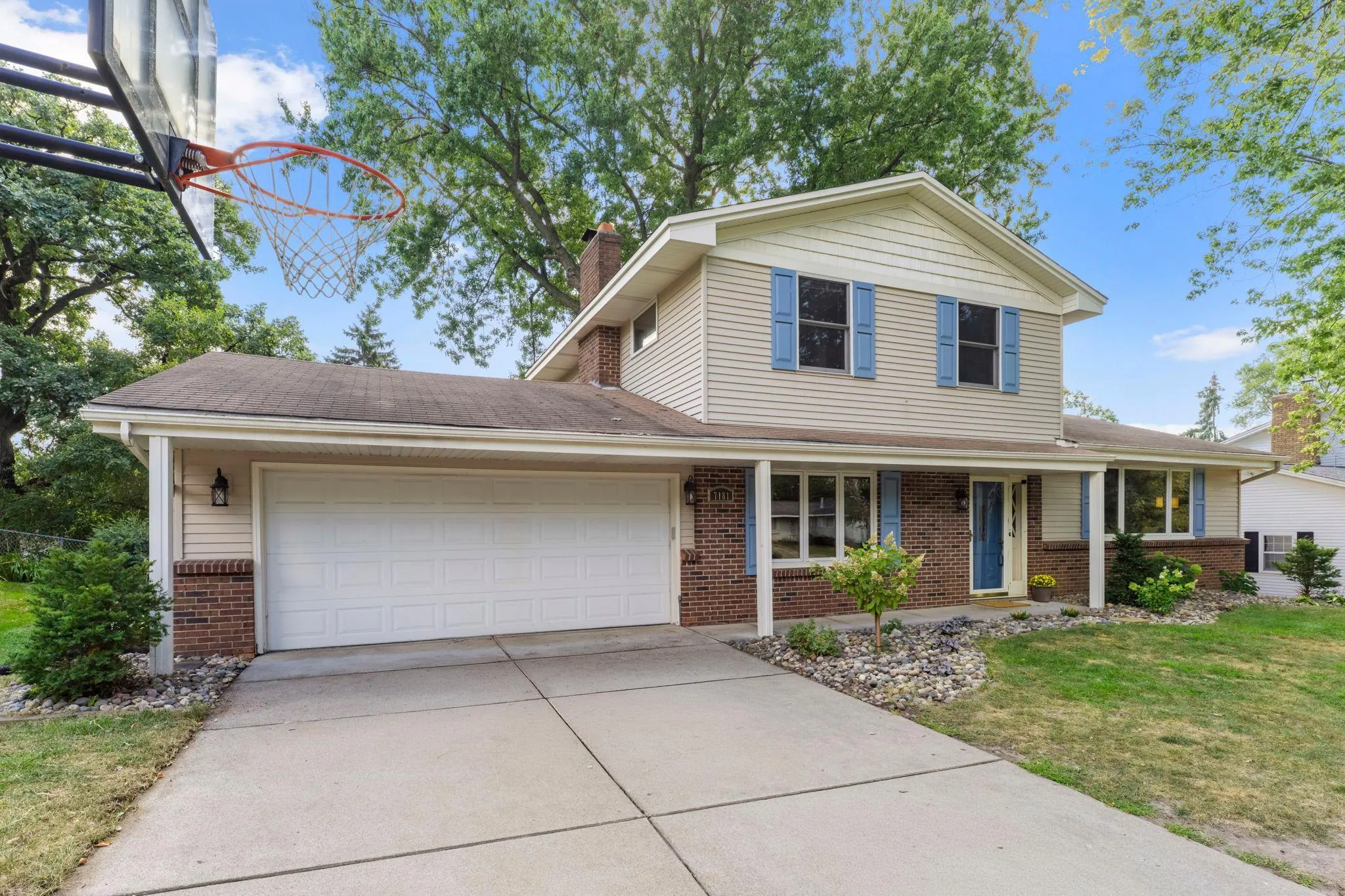 Photo 2 of 7181 Steepleview Road