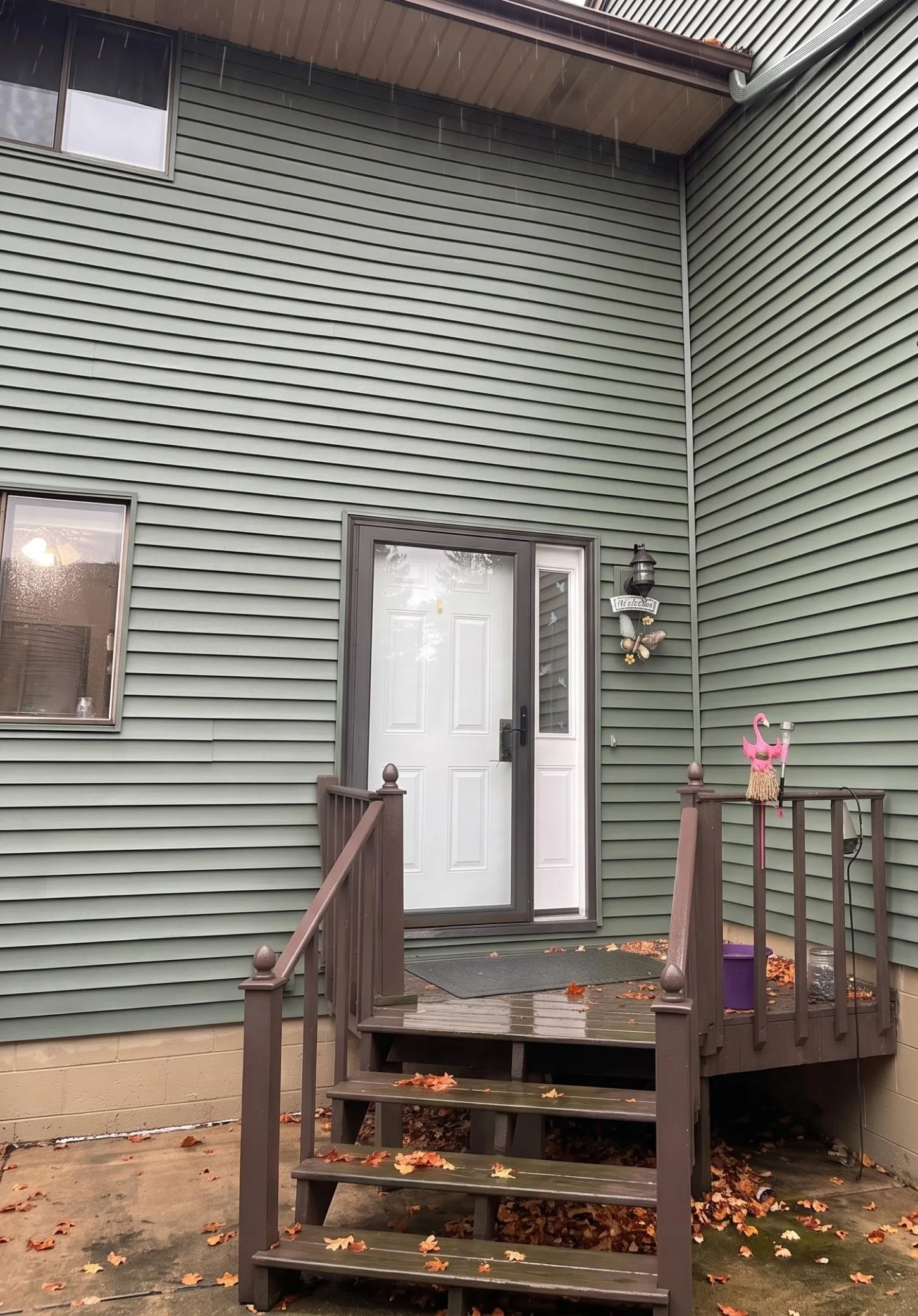 Photo 2 of 1807 Livingston Avenue