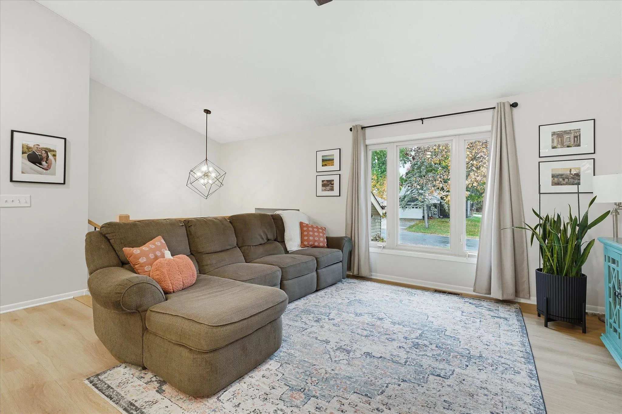 Photo 3 of 3506 Coachman Road