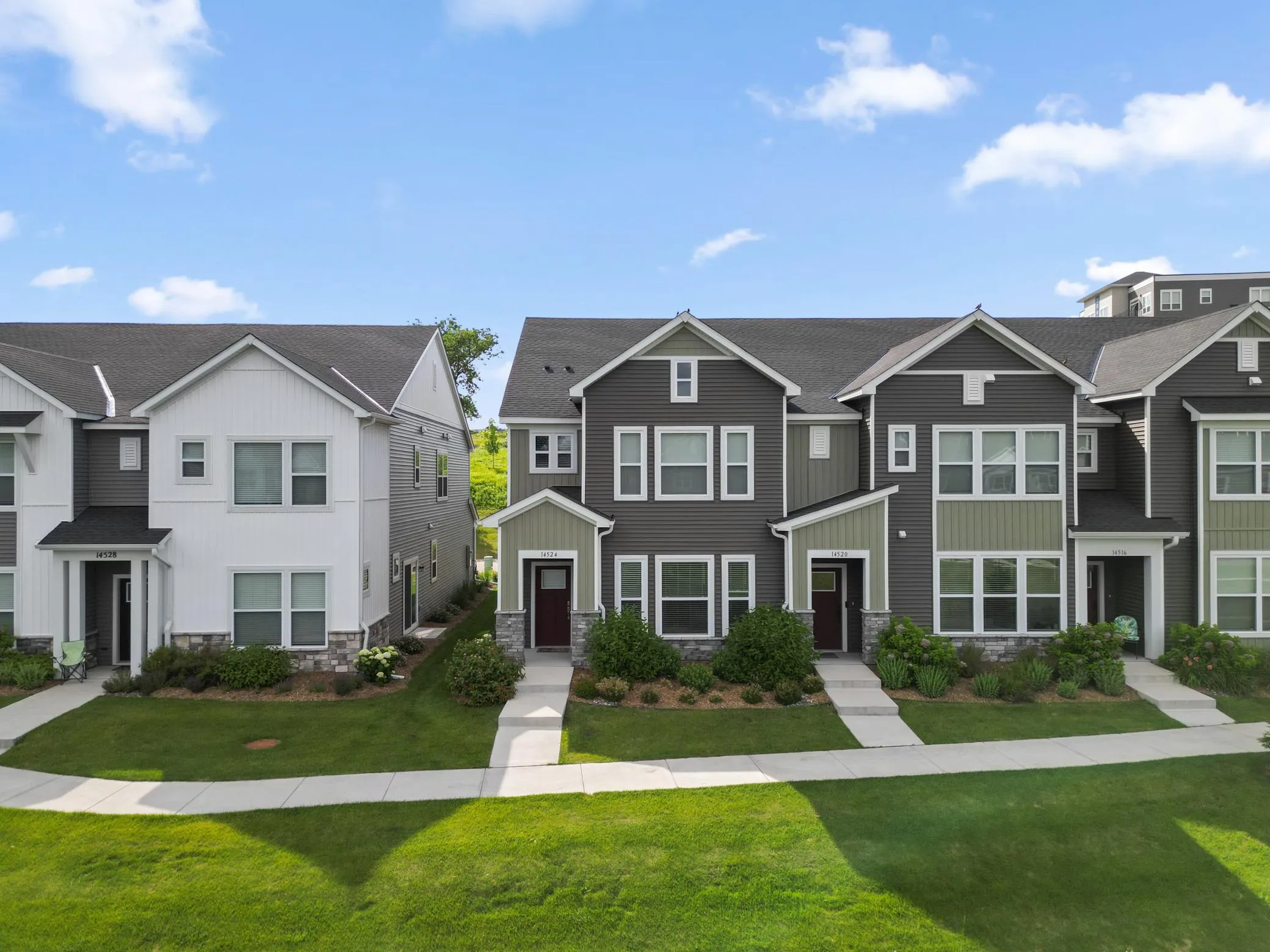 Photo 46 of 14524 Twin Lakes Circle