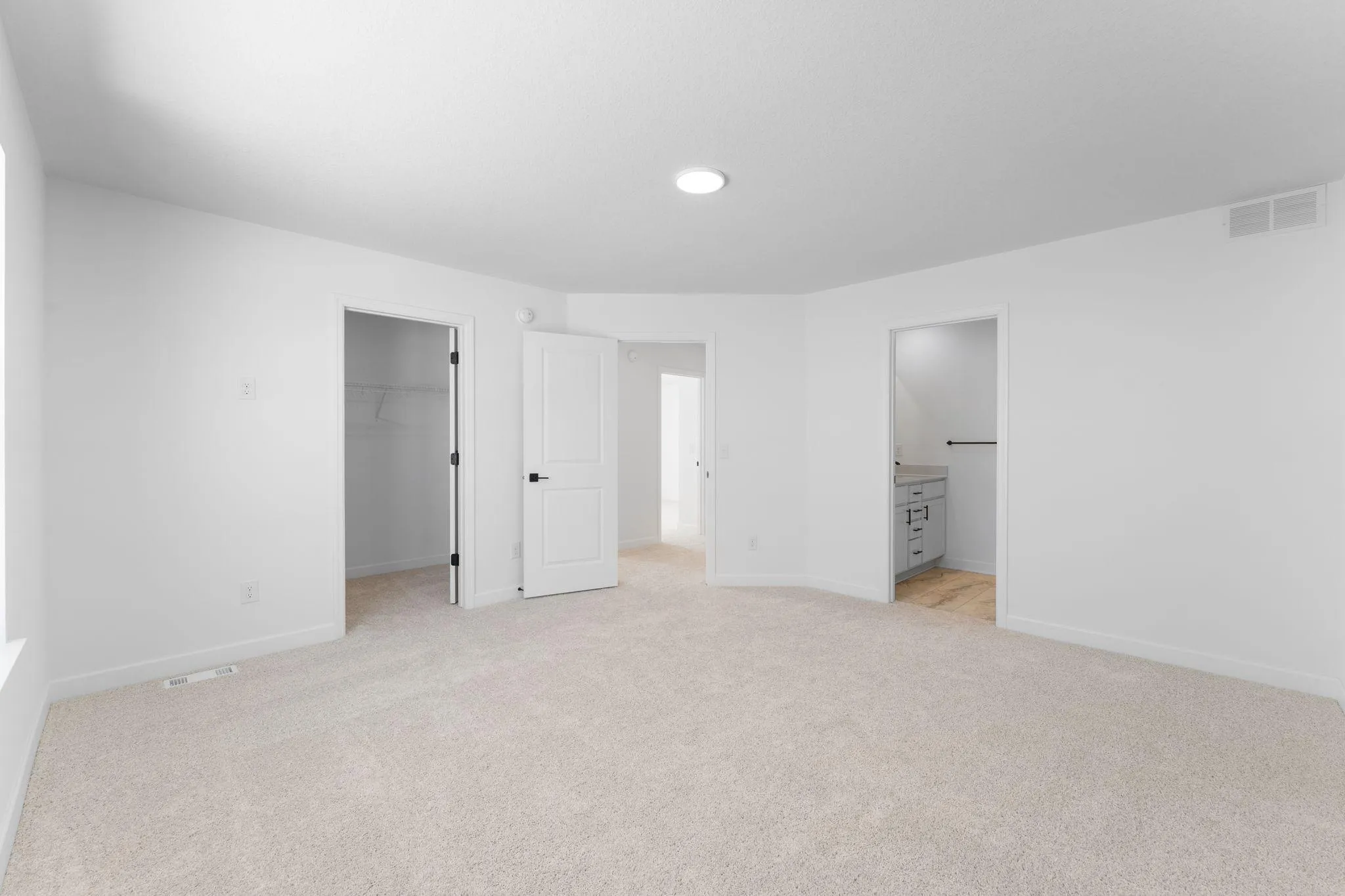 Photo 10 of 1906 Dogwood Court