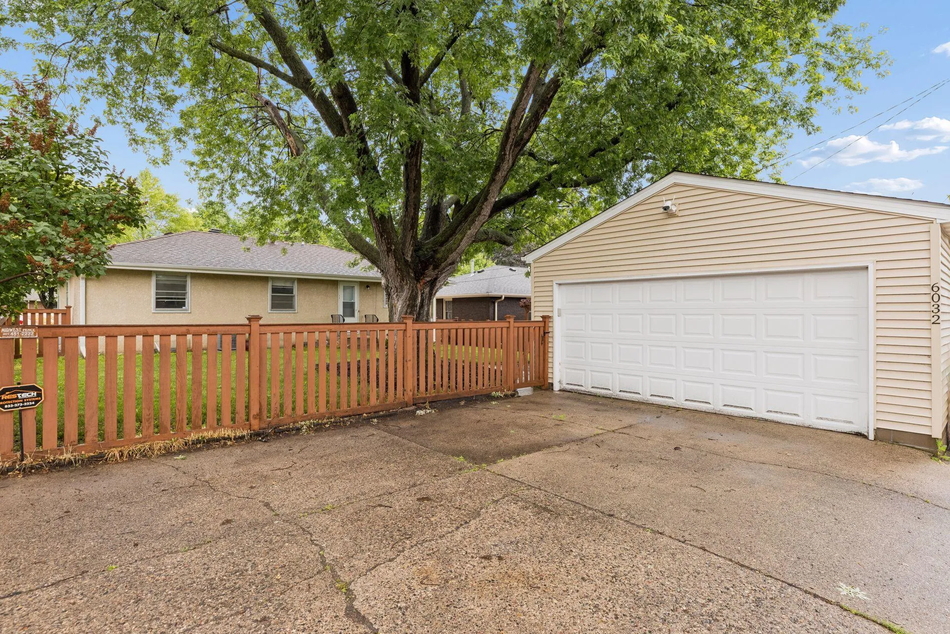 Photo 18 of 6032 Logan S Avenue