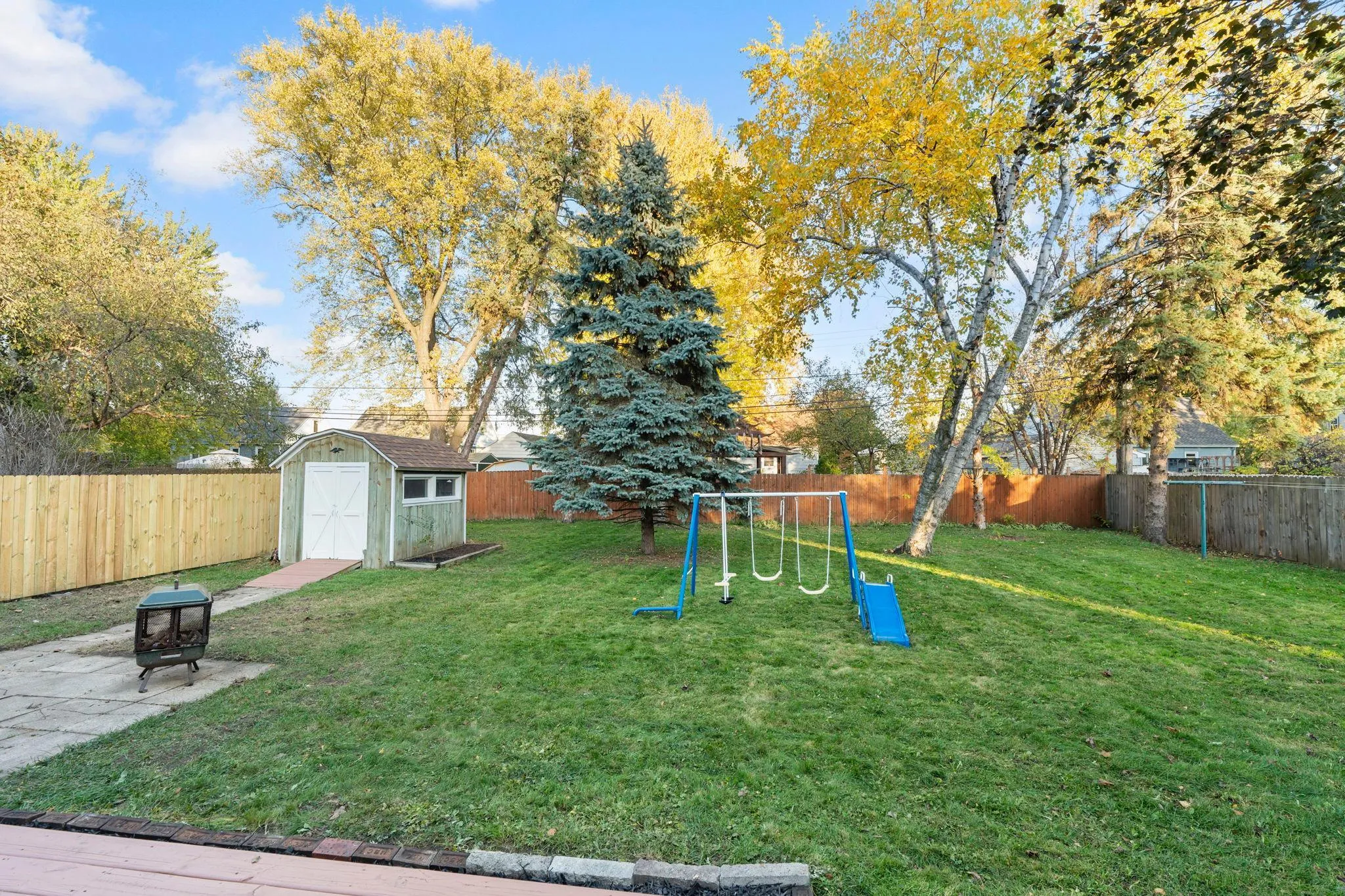 Photo 44 of 4740 Edgewood N Avenue