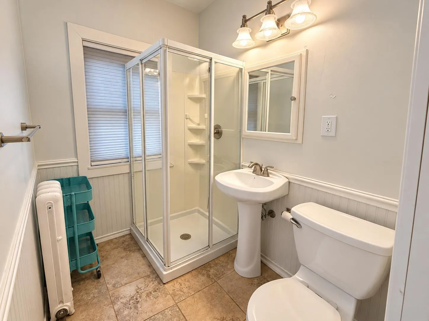 Photo 7 of 2739 Girard S Avenue Unit 304