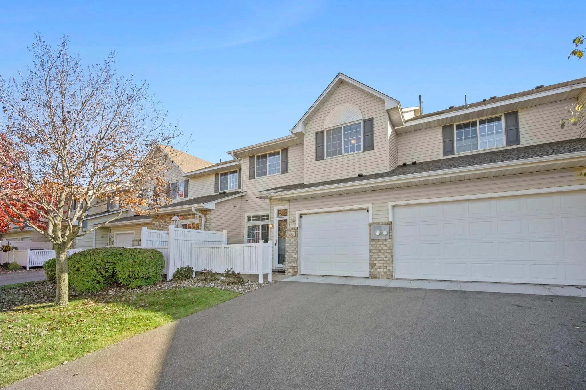 Photo 7 of 15551 Garnet Way