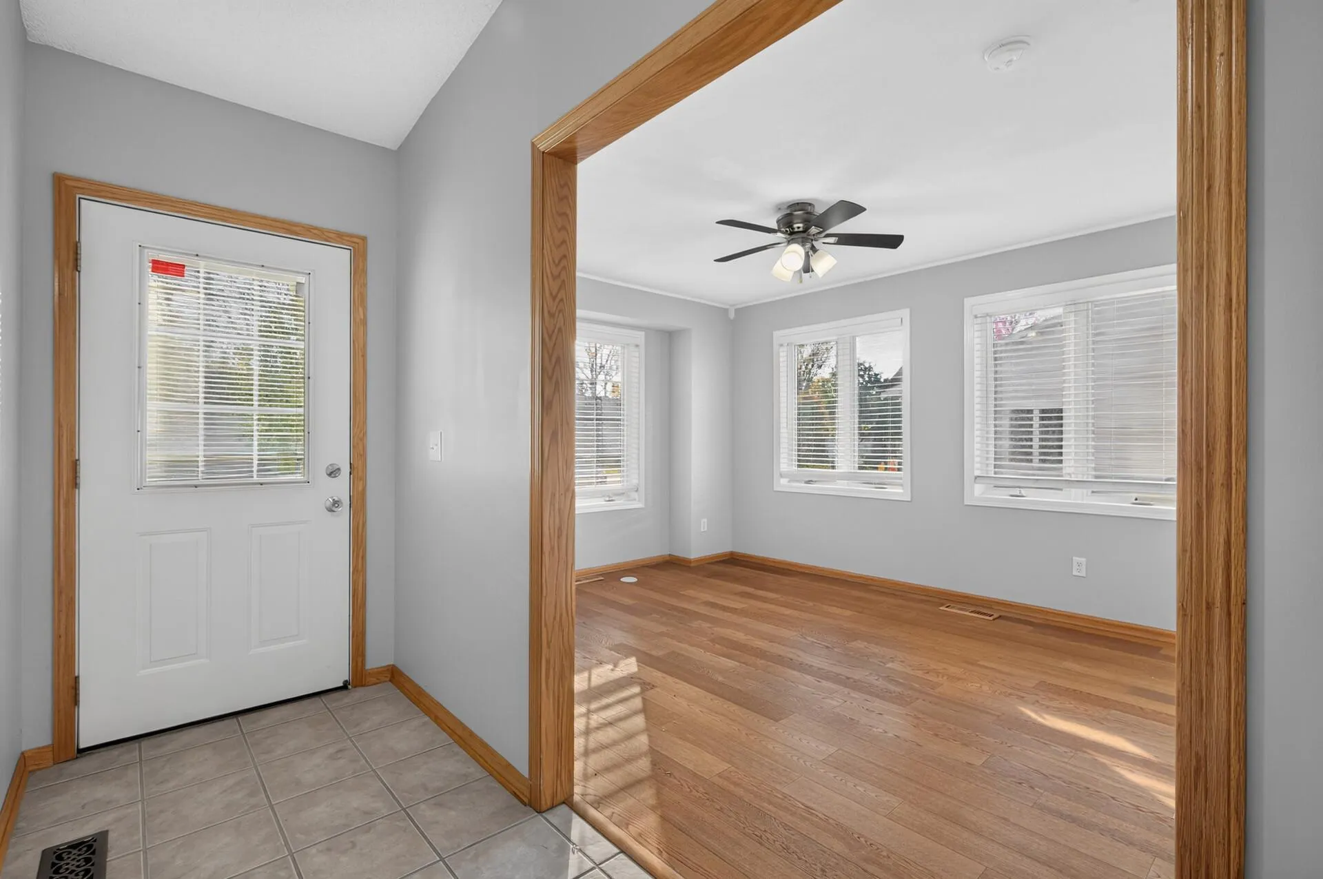 Photo 3 of 3455 Valento Circle