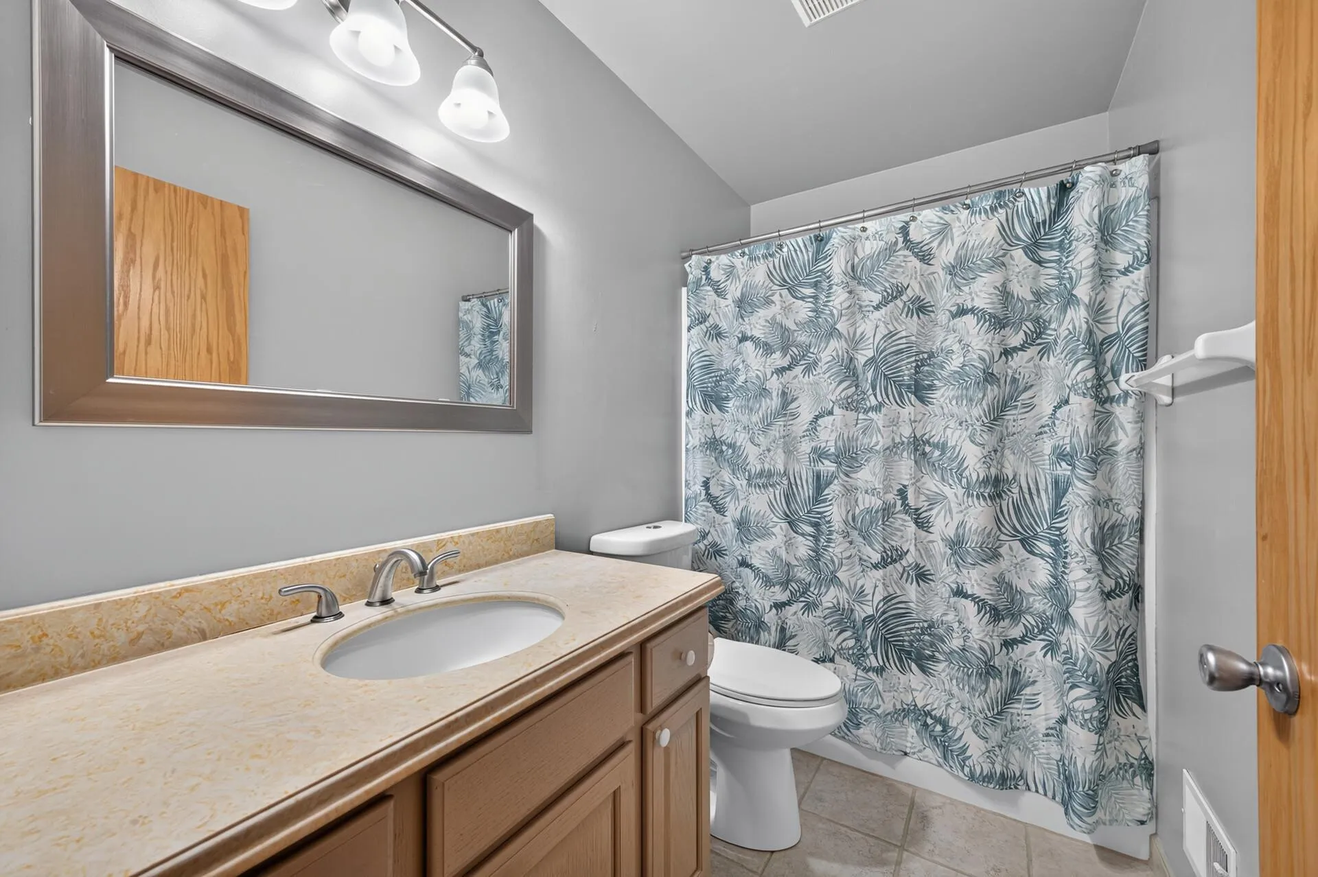 Photo 17 of 3455 Valento Circle