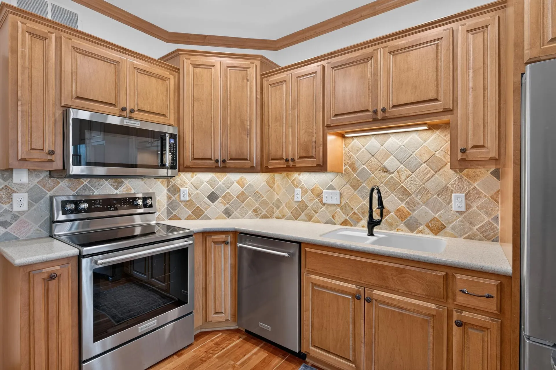 Photo 10 of 1776 Stieger Lake Lane Unit 111