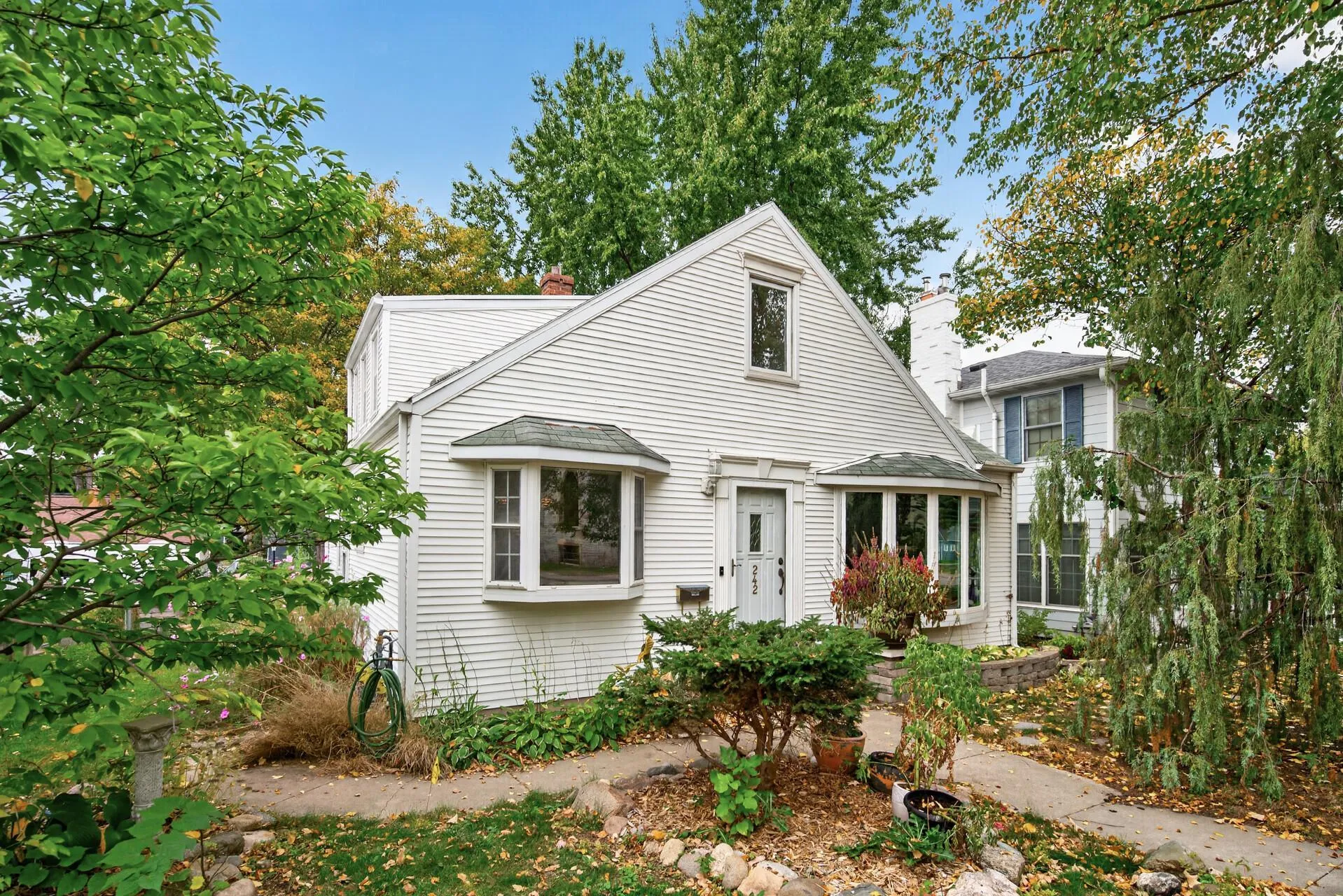 Photo 80 of 242 5th N Avenue
