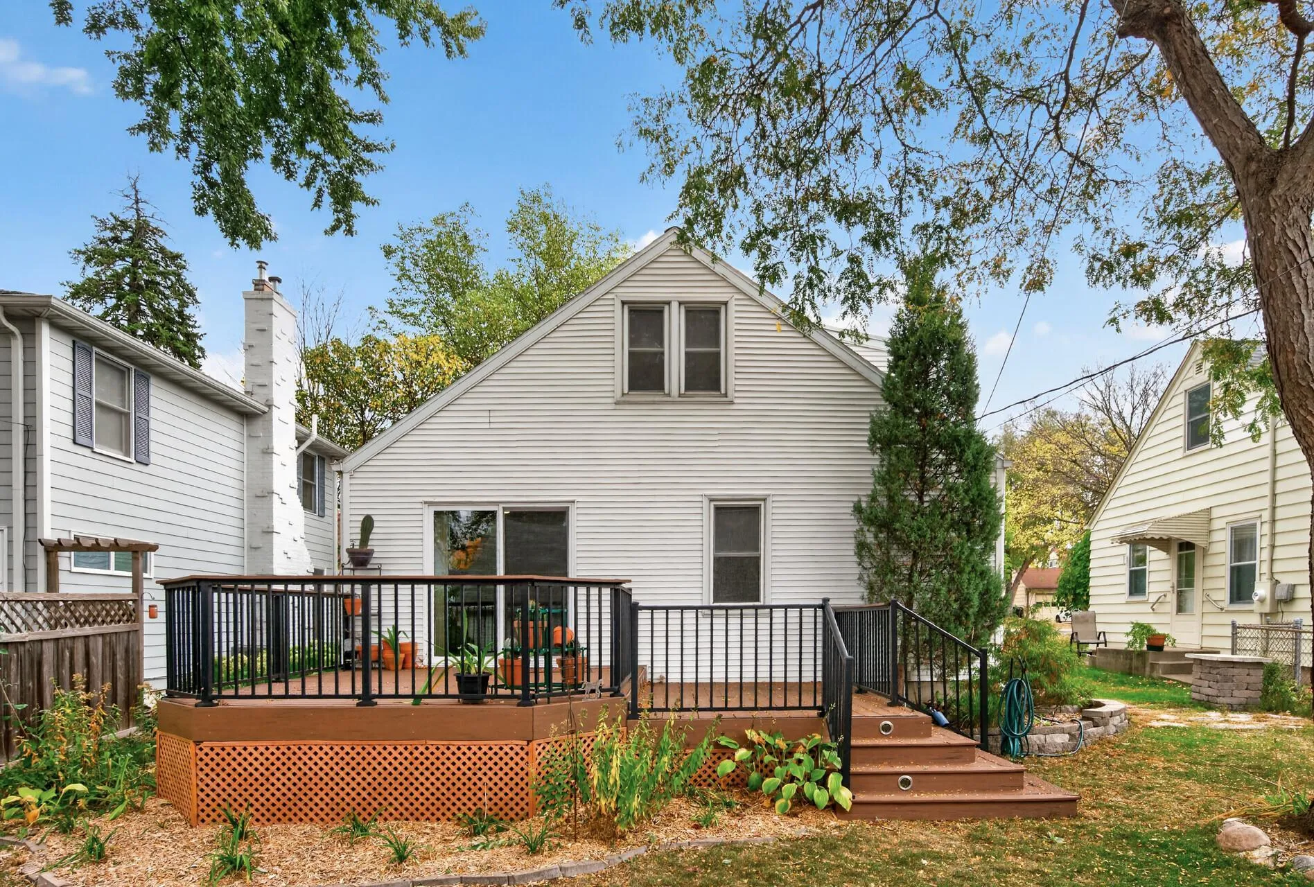 Photo 66 of 242 5th N Avenue
