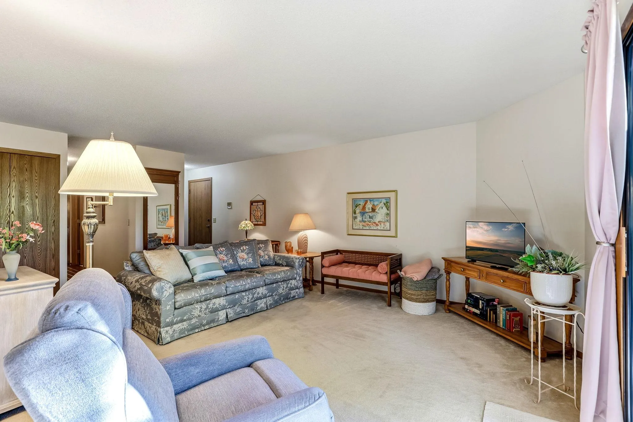 Photo 8 of 15725 26th N Avenue Unit C