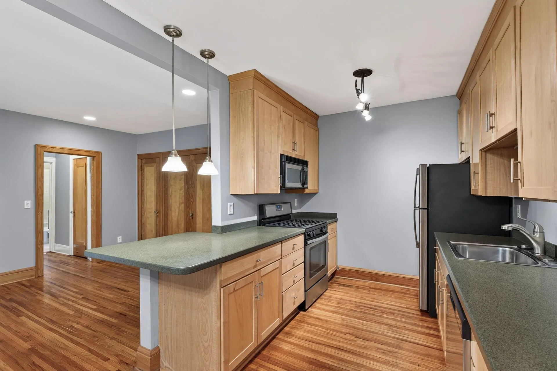 Photo 6 of 3116 12th S Avenue Unit A106