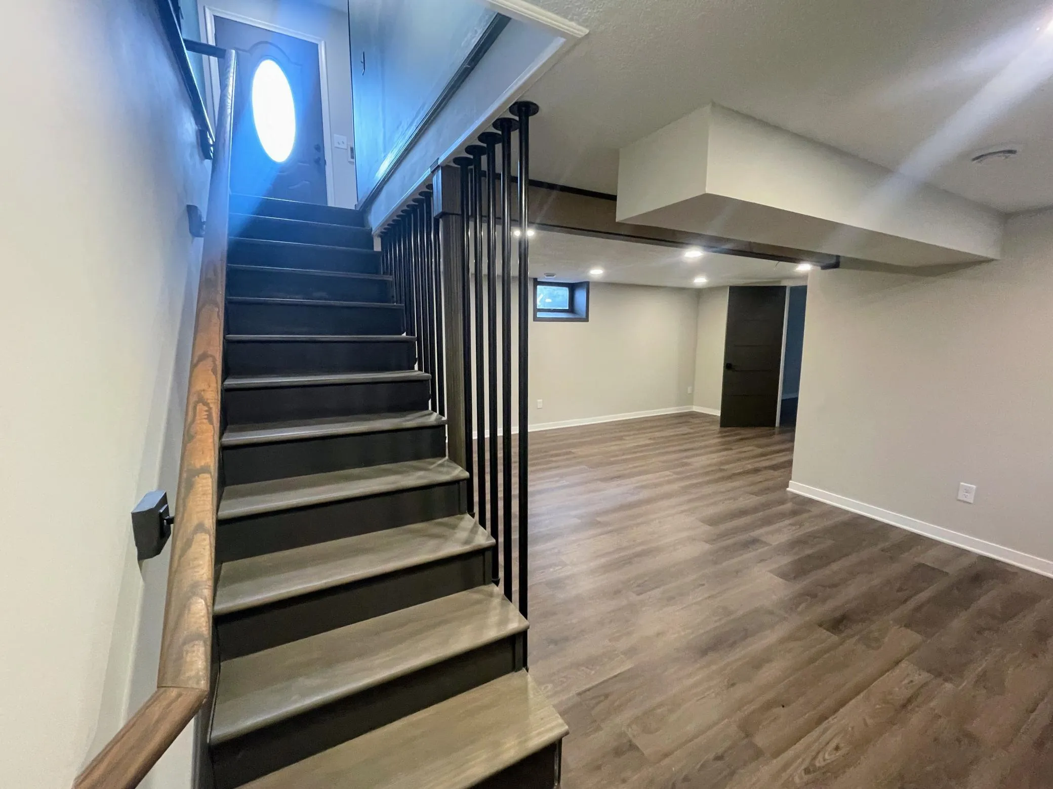 Photo 40 of 914 W 82nd Street