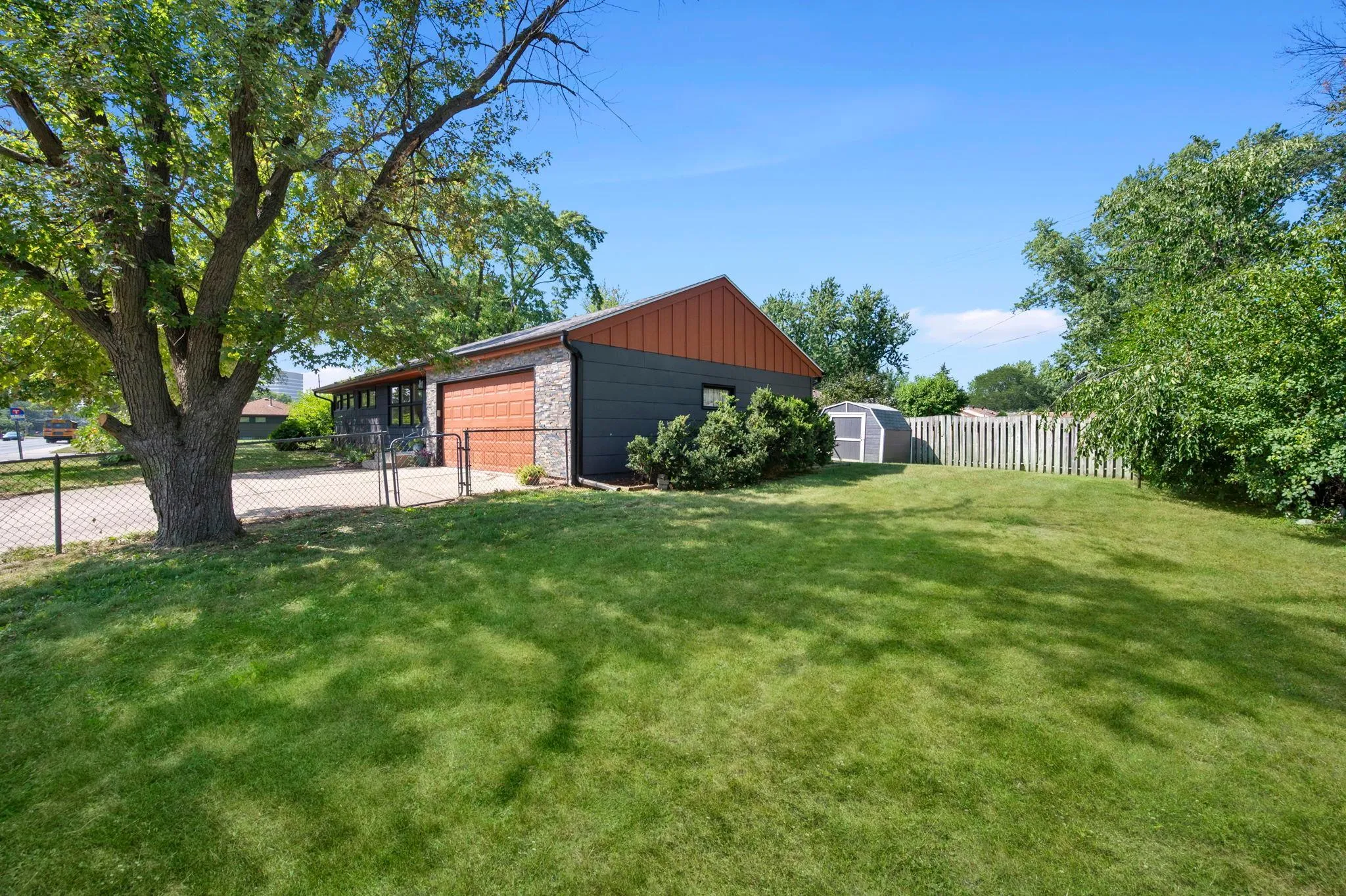 Photo 64 of 914 W 82nd Street