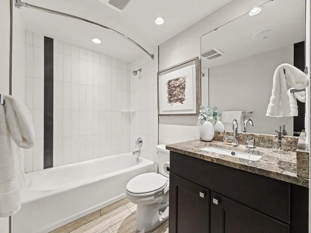Photo 22 of 1225 Lasalle Avenue Unit 1503
