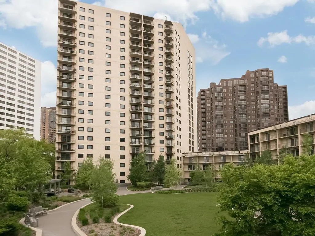 Photo 36 of 1225 Lasalle Avenue Unit 1503