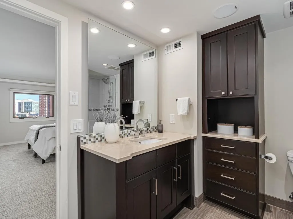 Photo 15 of 1225 Lasalle Avenue Unit 1503