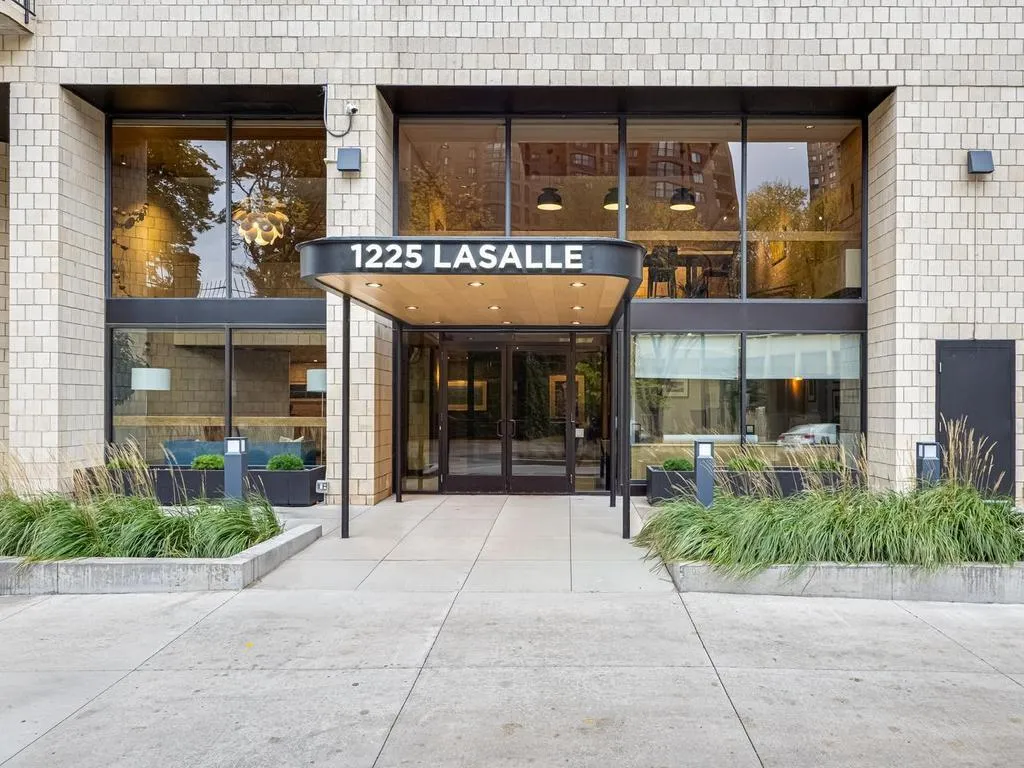 Photo 26 of 1225 Lasalle Avenue Unit 1503