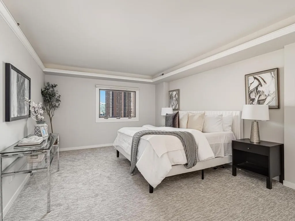 Photo 13 of 1225 Lasalle Avenue Unit 1503