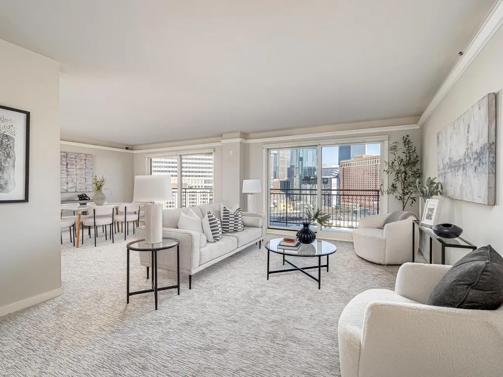 Photo 8 of 1225 Lasalle Avenue Unit 1503
