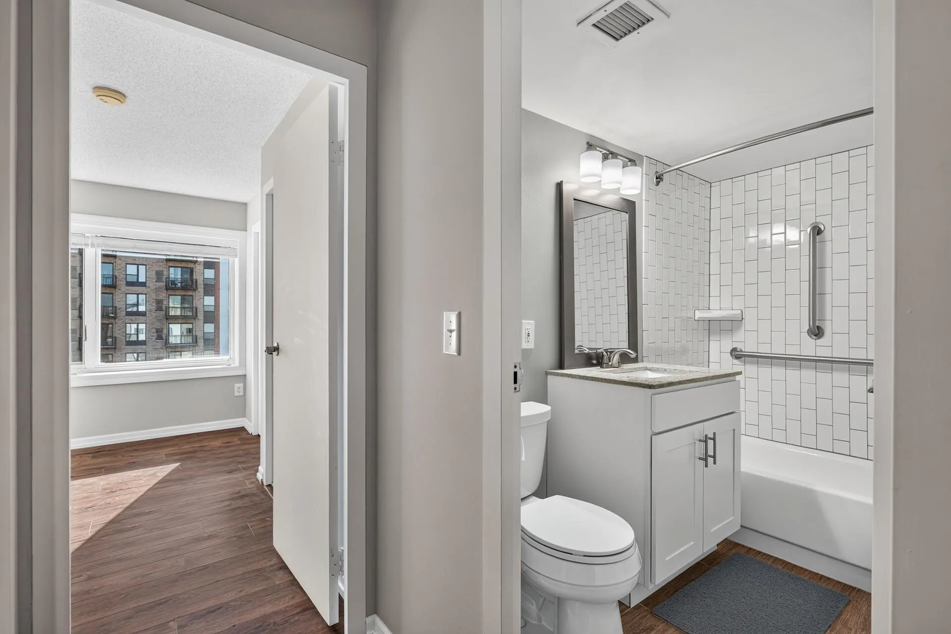 Photo 18 of 6450 York S Avenue Unit 500
