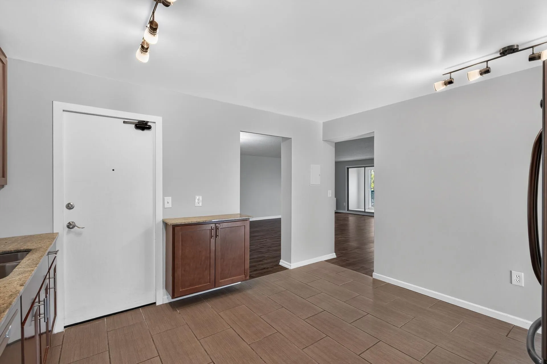 Photo 15 of 6450 York S Avenue Unit 500